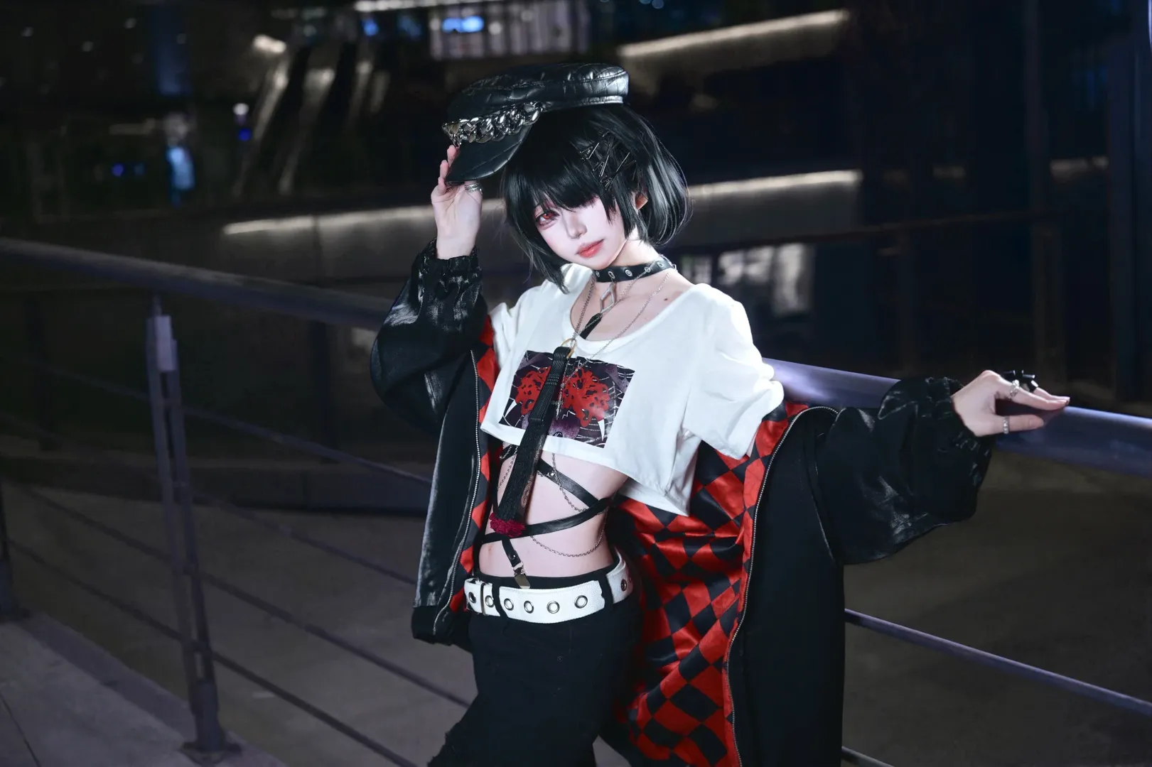 Mesugaki Signature Strappy Outfit Under the Night Sky - Image 9