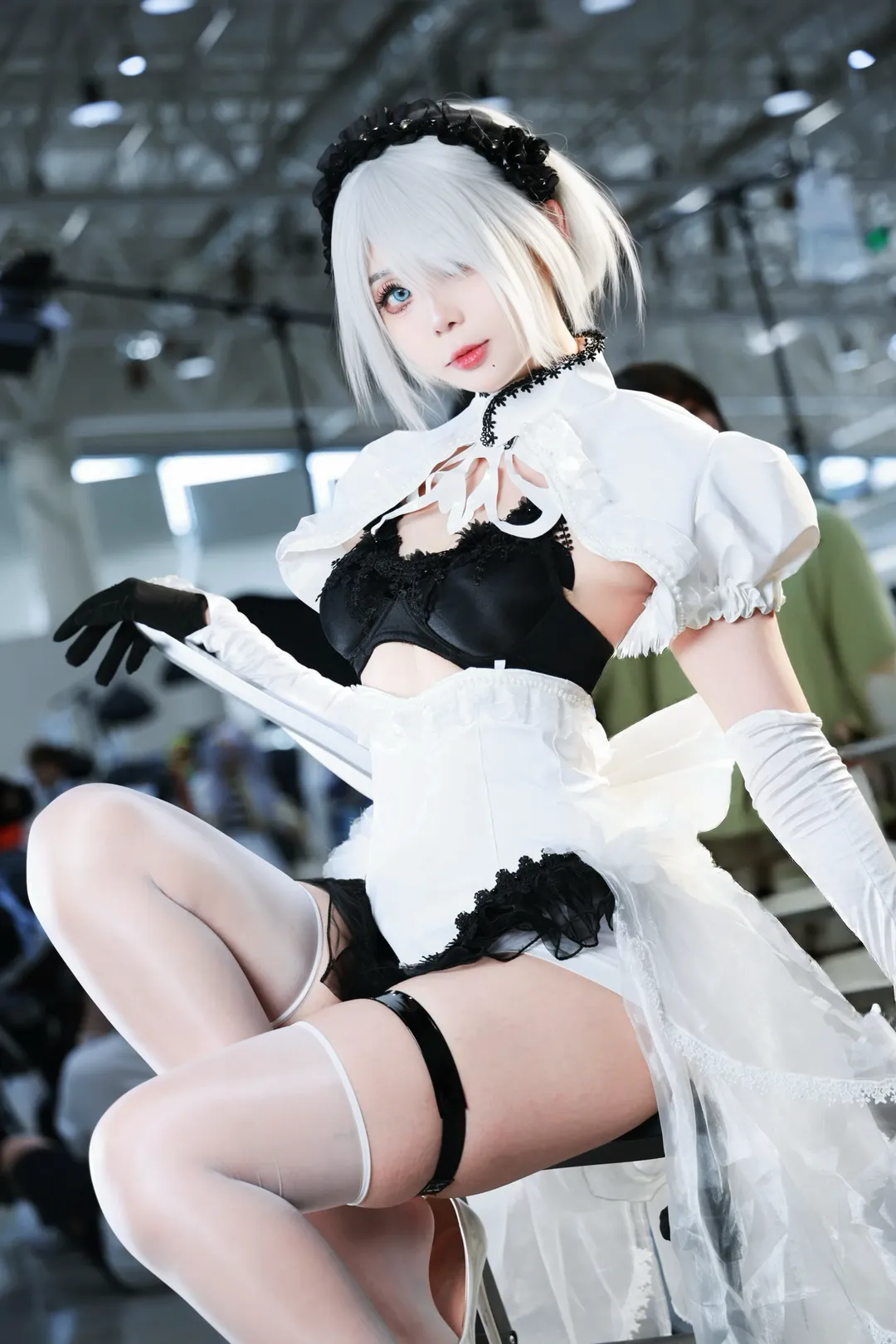 【2B コスプレ】『アズールレーン』イベントでの束の間の休息 - 1 枚目
