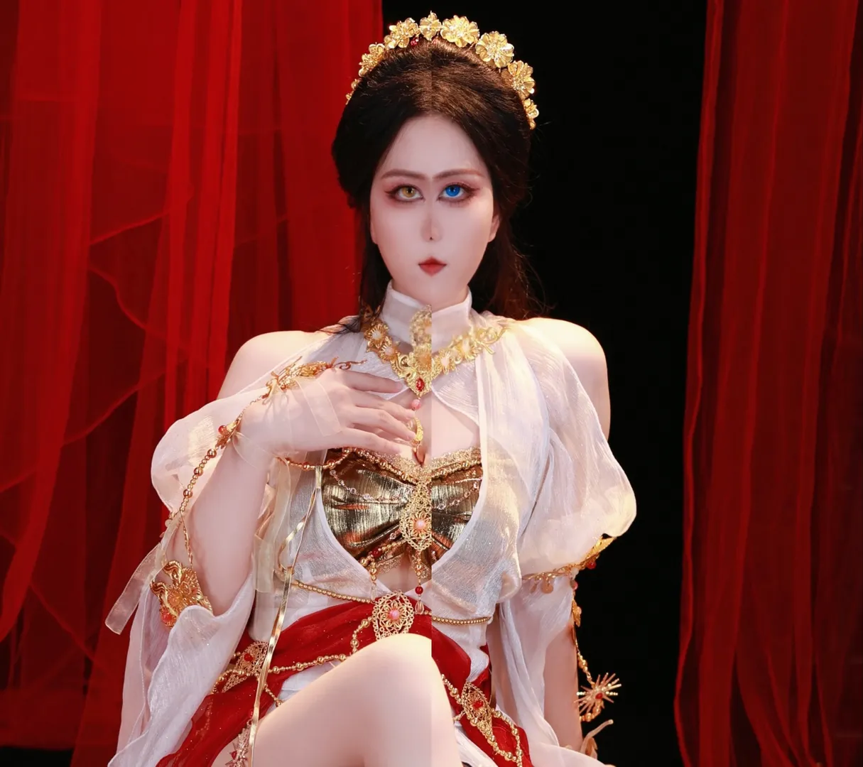 【鹤梦喵姐cos】剑网3明教的华丽异域风 - 第 3 张