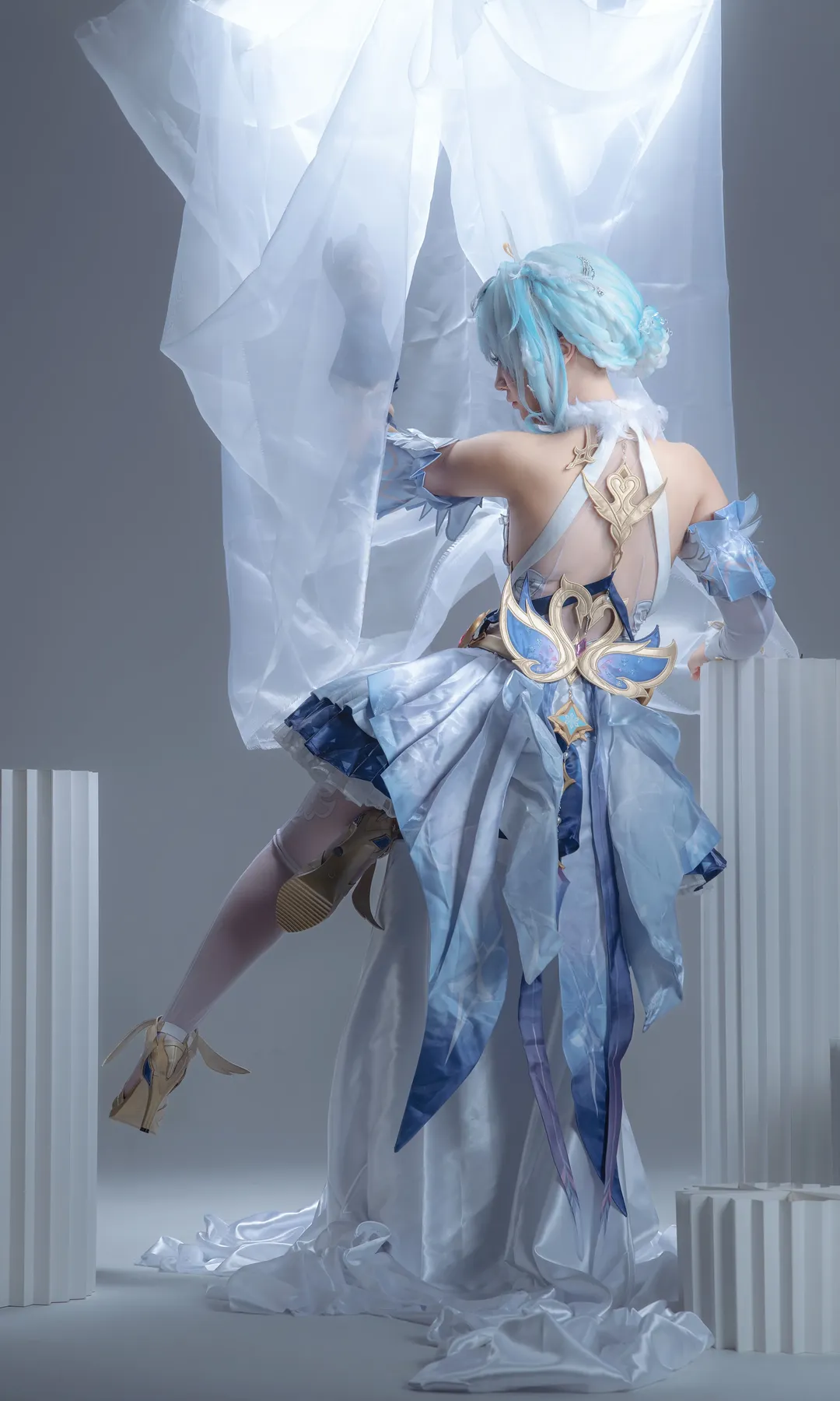 【奥黛塔cos】冰蓝色调的至冬芭蕾，白棚里的优雅定格 - 第 4 张