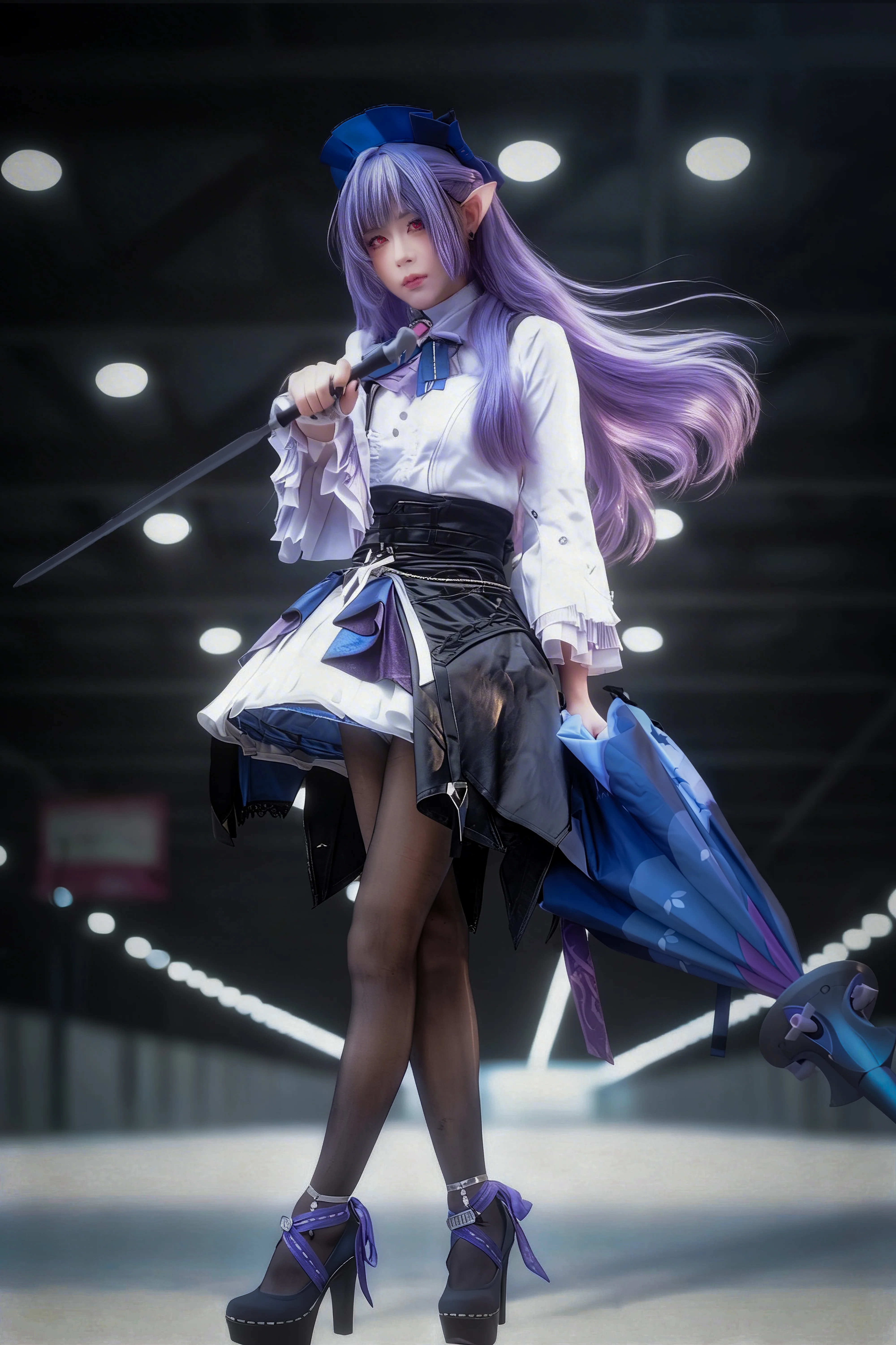 [Vivian cosplay] Dark tunnel in Zenless Zone Zero, quiet moments with umbrella and rapier - Image 2