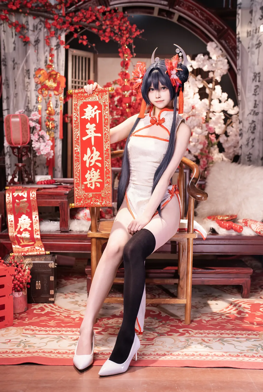 【龙华妃咲cos】蔚蓝档案龙华妃咲新春旗袍造型分享 - 第 3 张