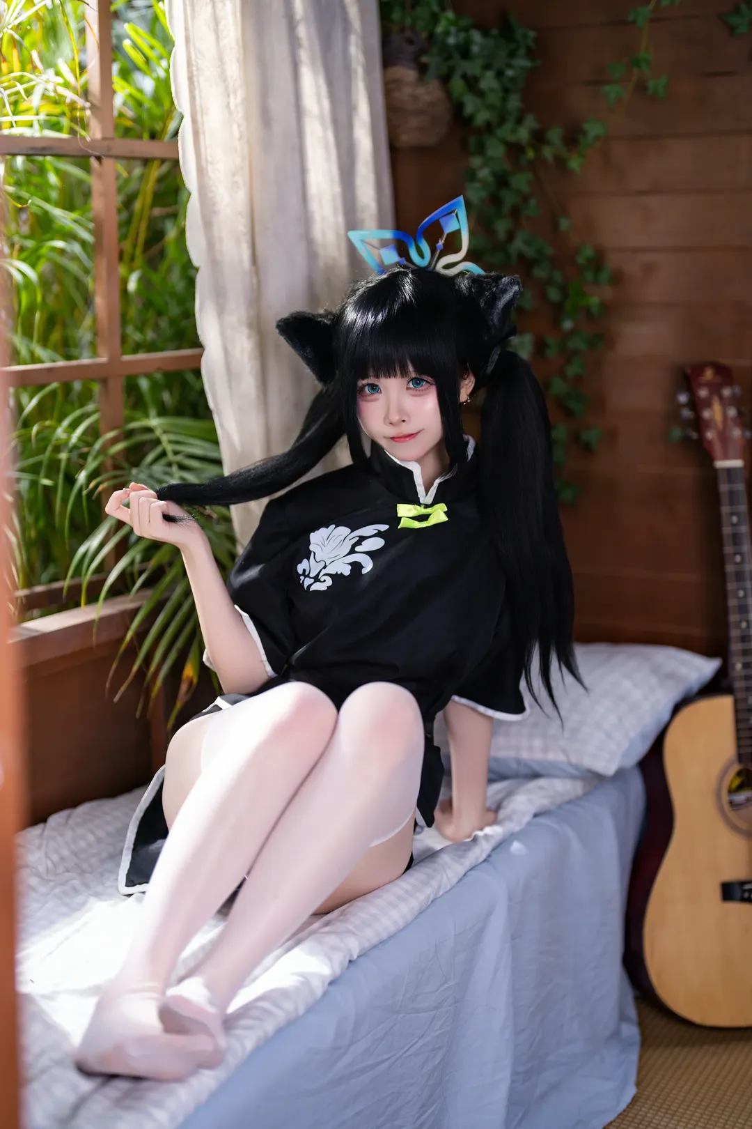 【春原瞬cos】蔚蓝档案里的猫耳幼瞬，木质窗台下的慵懒午后