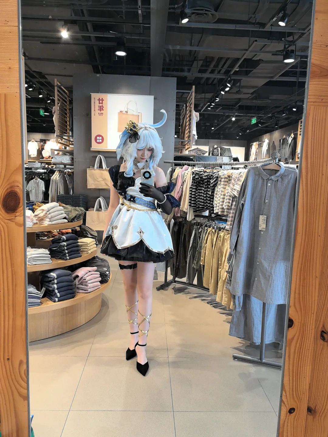 【芙宁娜cos】水神大人降临，满屏的高冷与优雅