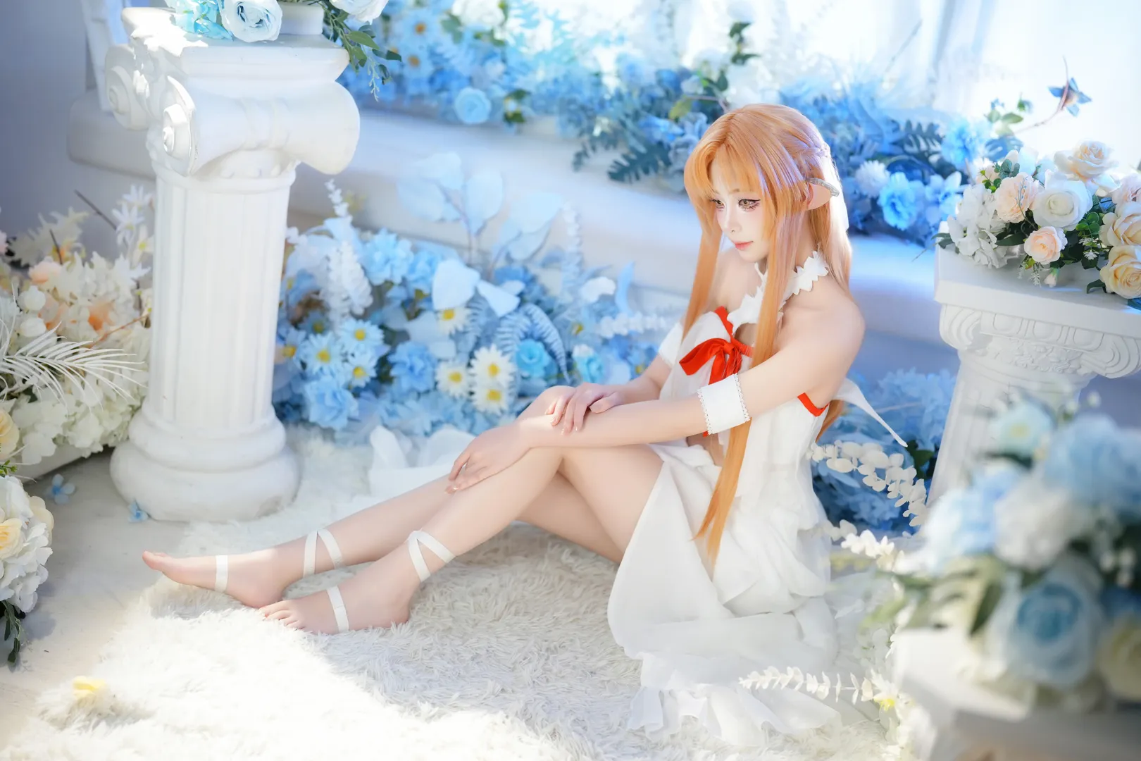 【亚丝娜cos】刀剑神域ALO篇纯白囚服造型，暗黑与纯白场景切换 - 第 6 张