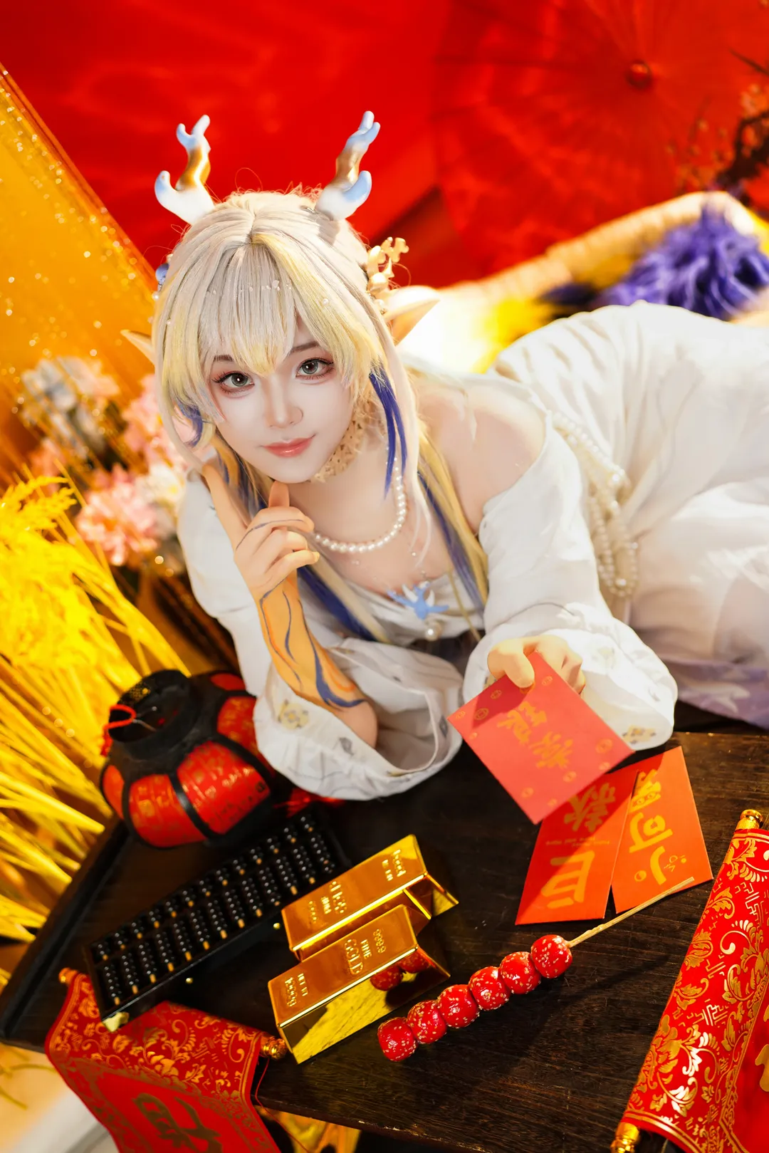 【黍cos】明日方舟辭歲行，金紅相間的歲家賀歲 - 第 8 張