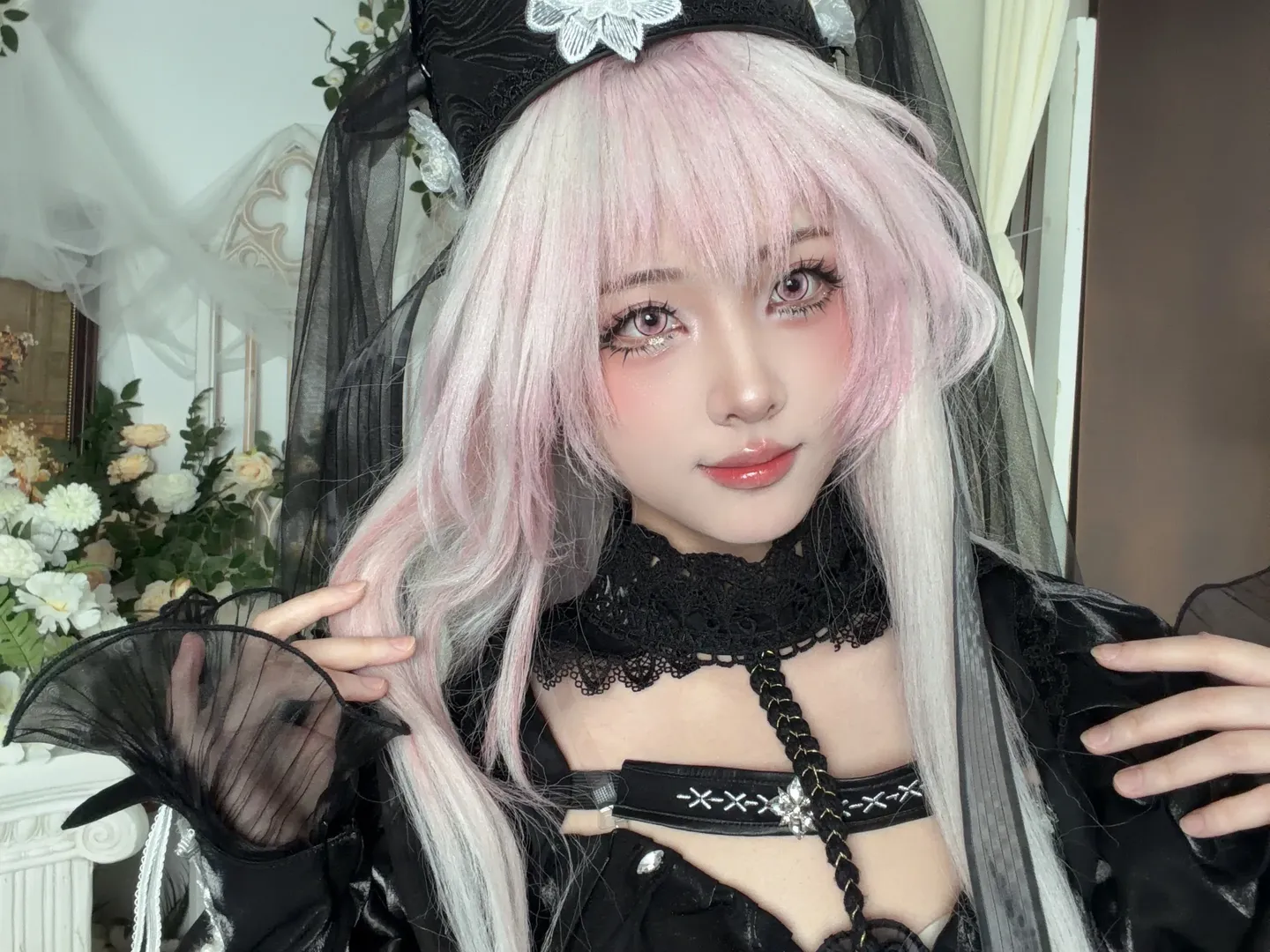 【特蕾西娅cos】明日方舟，银粉色交织的魔王追悼 - 第 4 张
