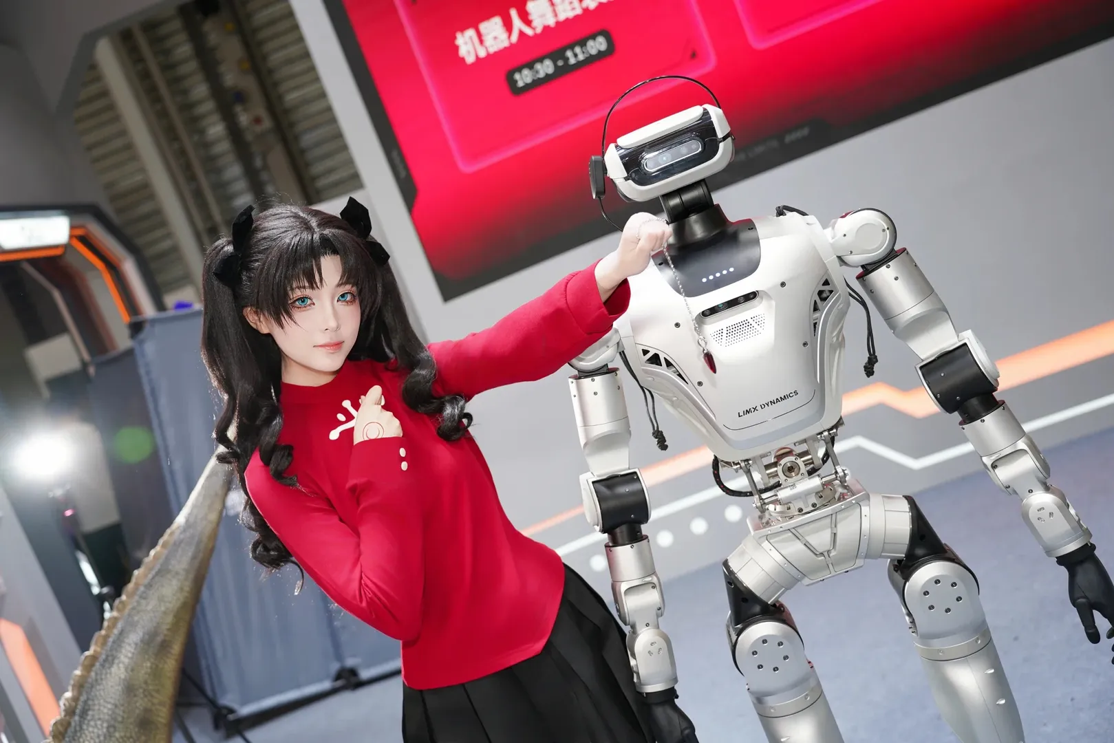 【远坂凛cos】在ChinaJoy成为机器人的Master，科技与魔术的碰撞 - 第 4 张