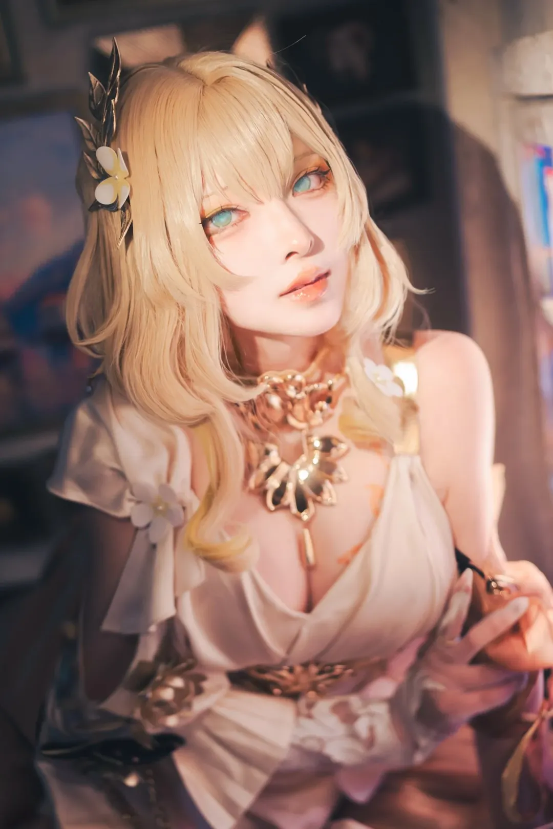 【阿格莱雅cos】崩坏星穹铁道中的光影质感，现实魔法体验