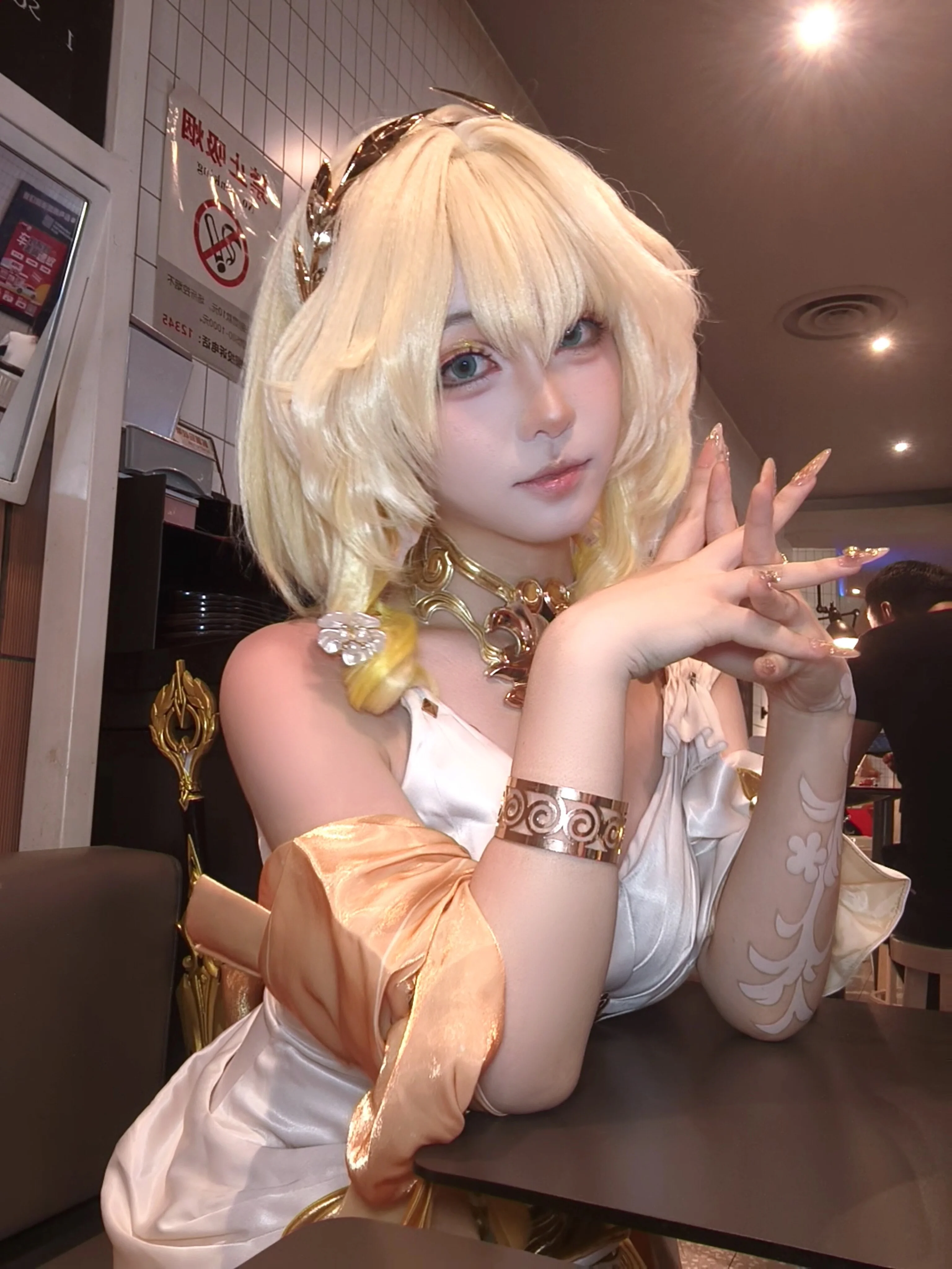 【阿格莱雅cos】崩坏星穹铁道中的流光溢彩 - 第 2 张