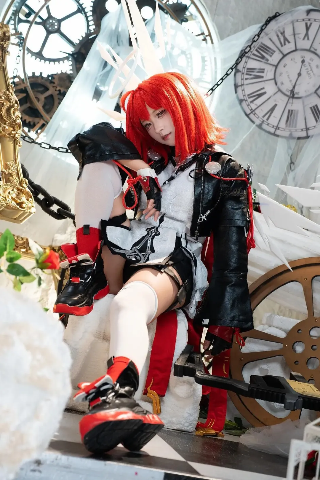 【新约能天使cos】明日方舟中的红黑圣洁与俏皮 - 第 7 张