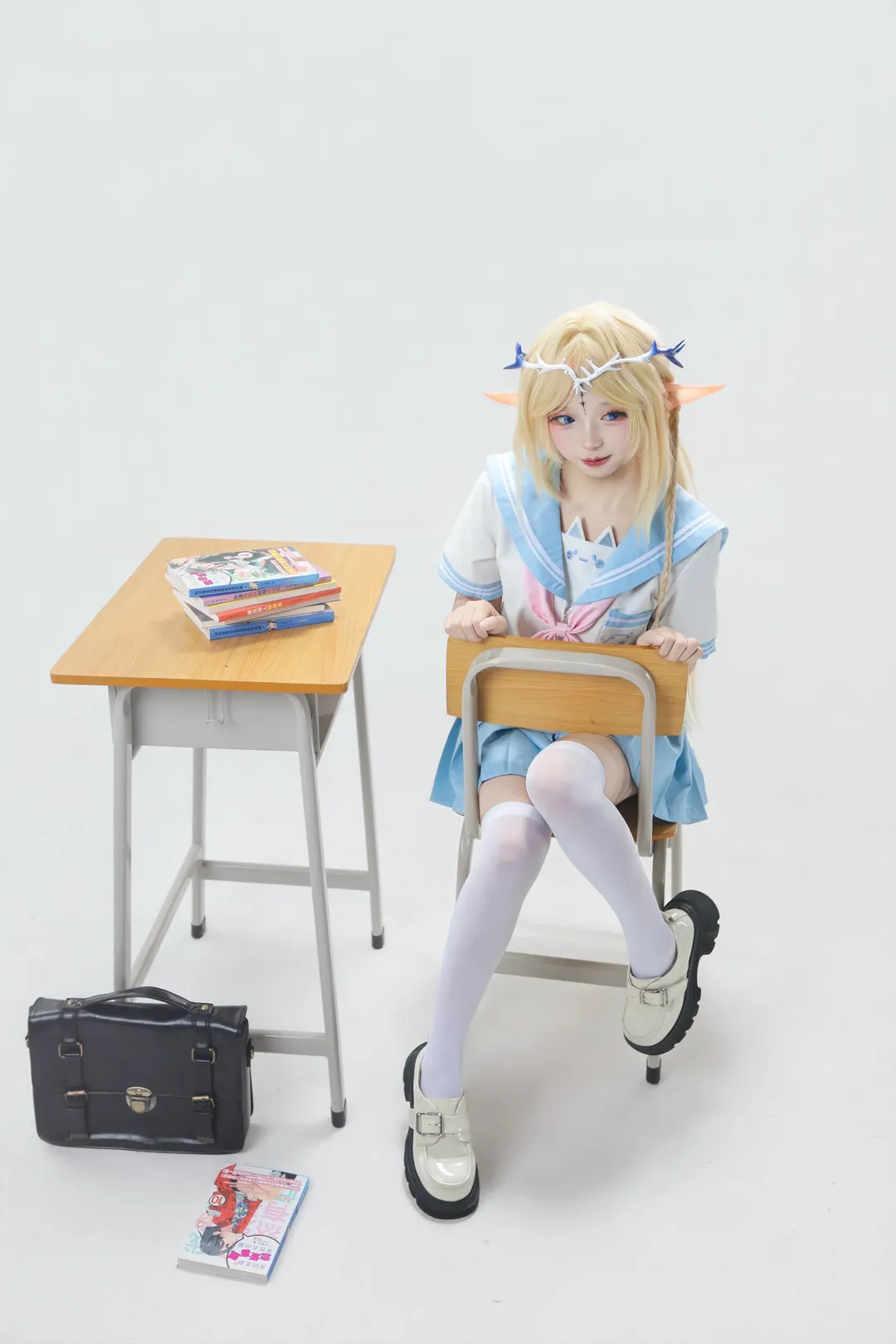 【卡提希娅cos】校园水手服私设，清爽白丝穿搭分享 - 第 1 张