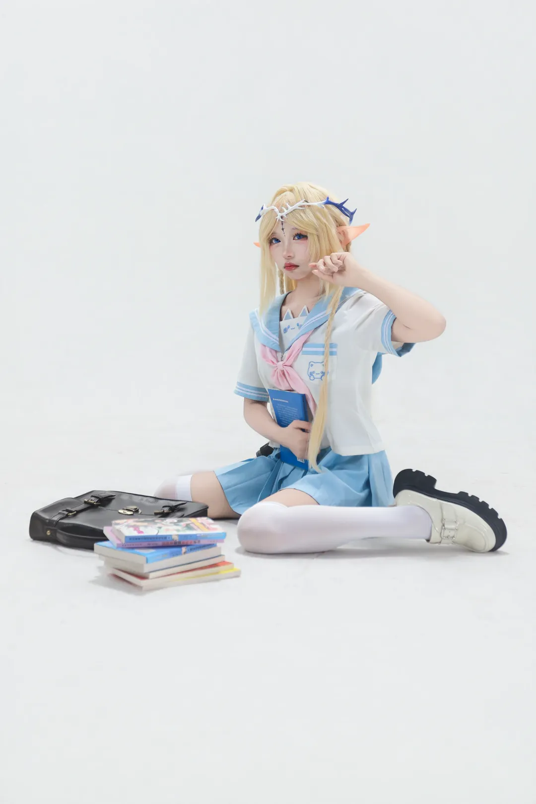 【卡提希娅cos】换个JK造型，鸣潮里的少女日常 - 第 2 张