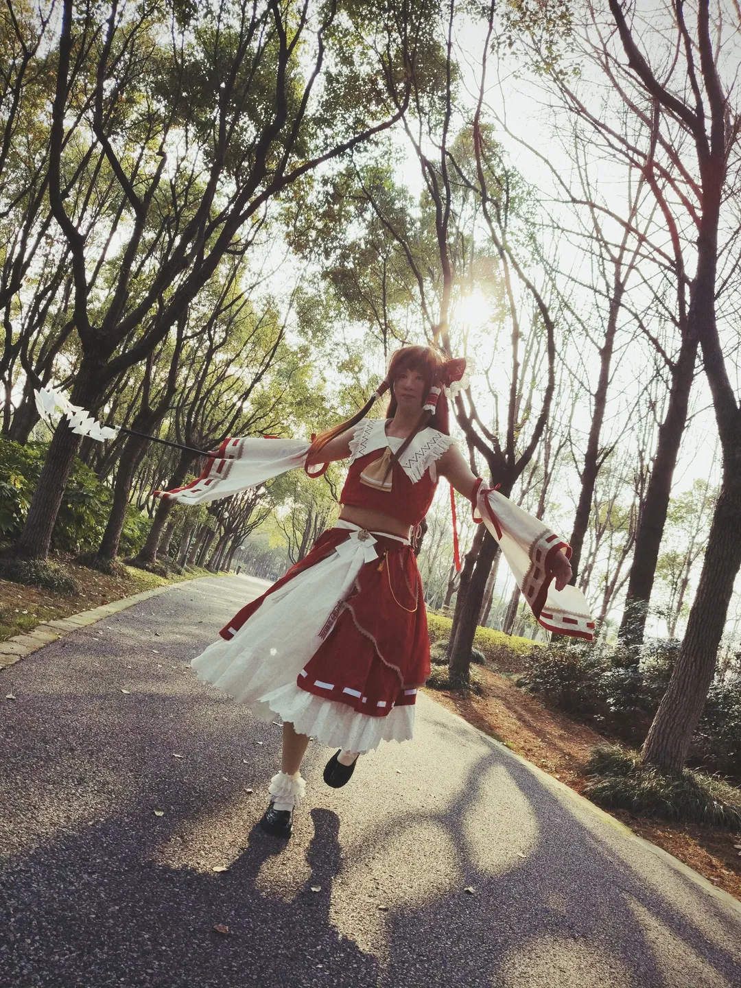 【博丽灵梦cos】东方project巫女服，冒充一下十几年前的胶片感 - 第 2 张