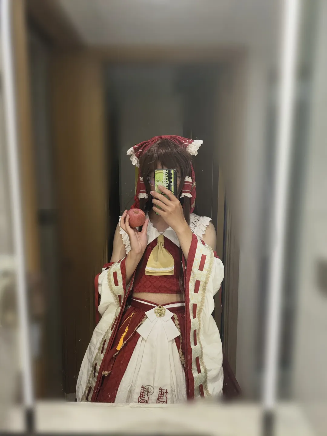 【博丽灵梦cos】红白巫女的日常对镜记录 - 第 1 张