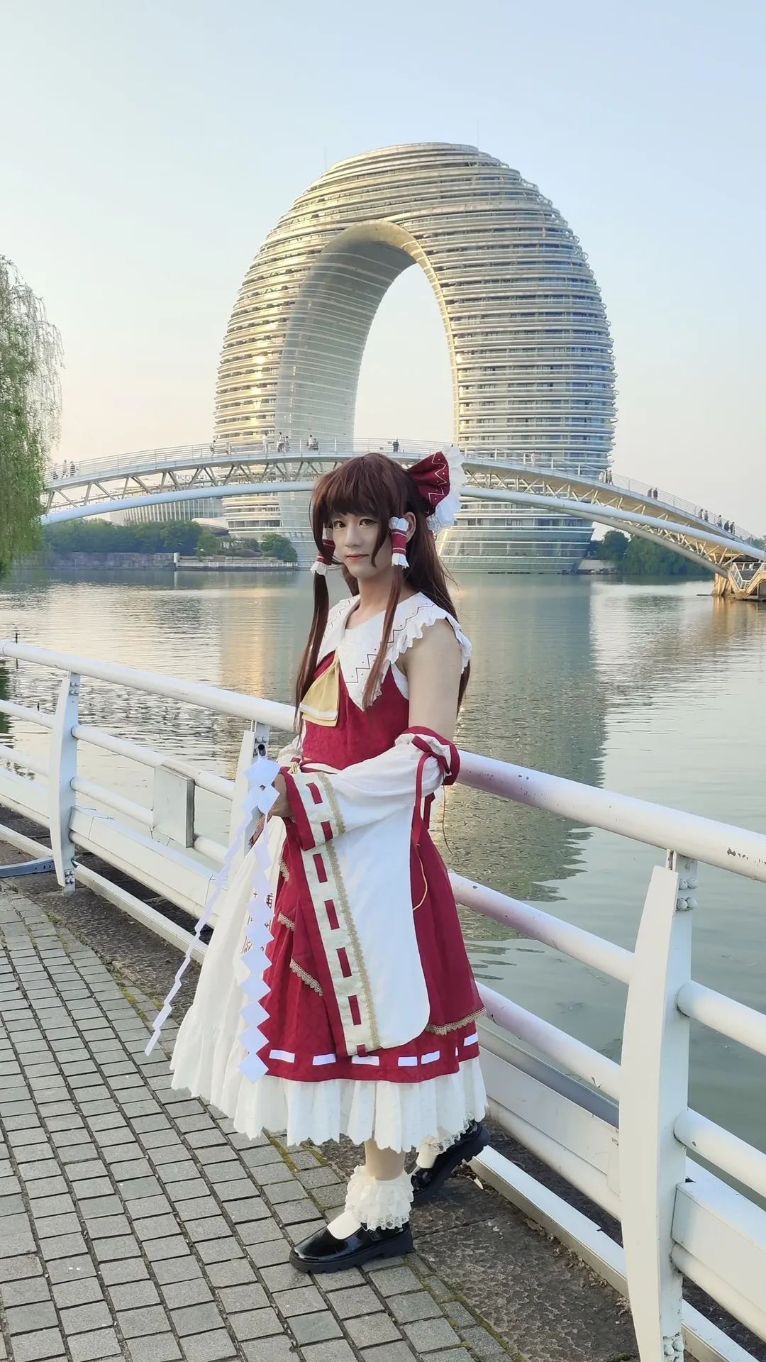 【博丽灵梦cos】太湖马桶圈边的红白巫女