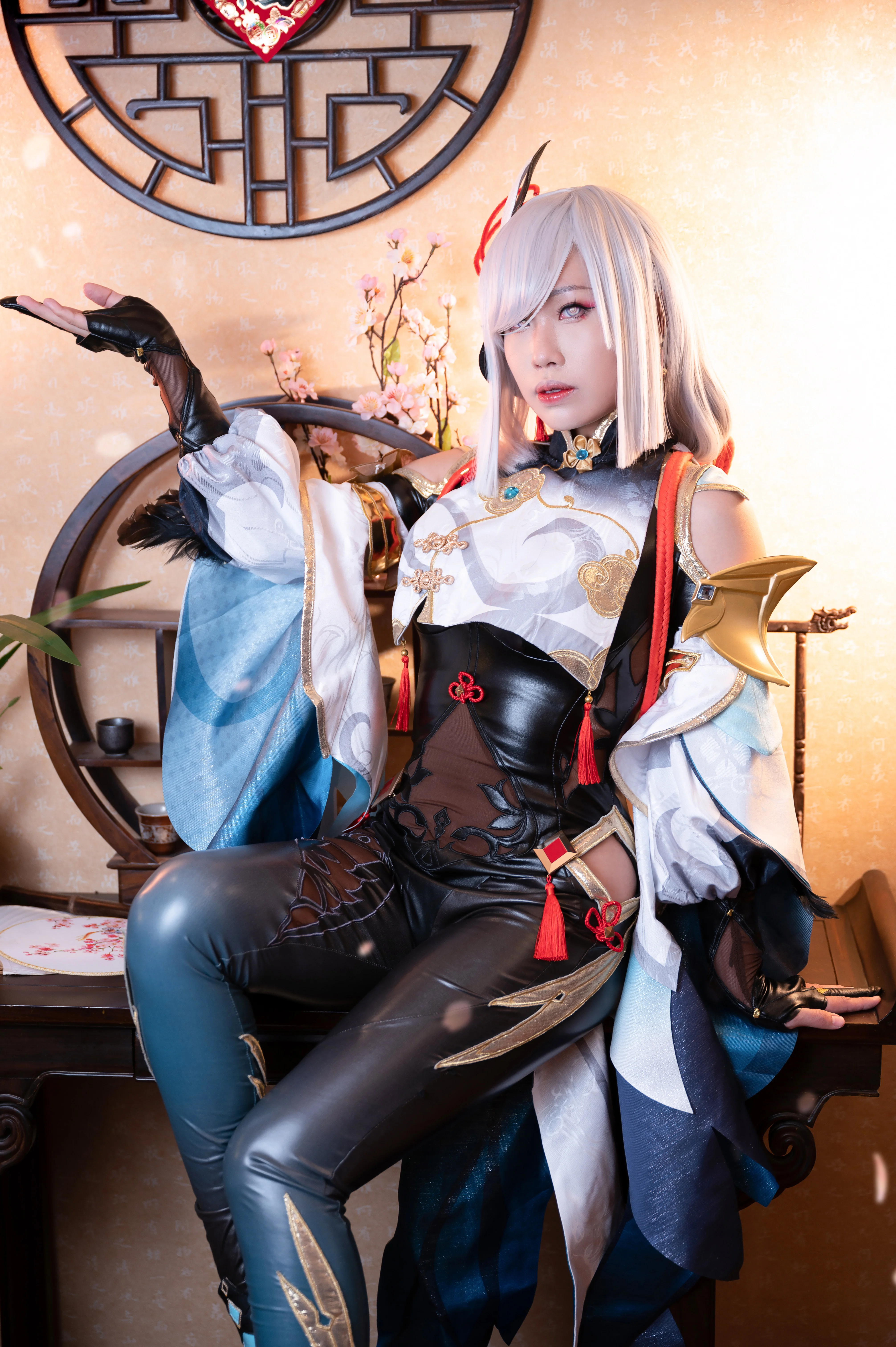 【申鹤cos】原神冰系仙家的清冷与华丽 - 第 1 张