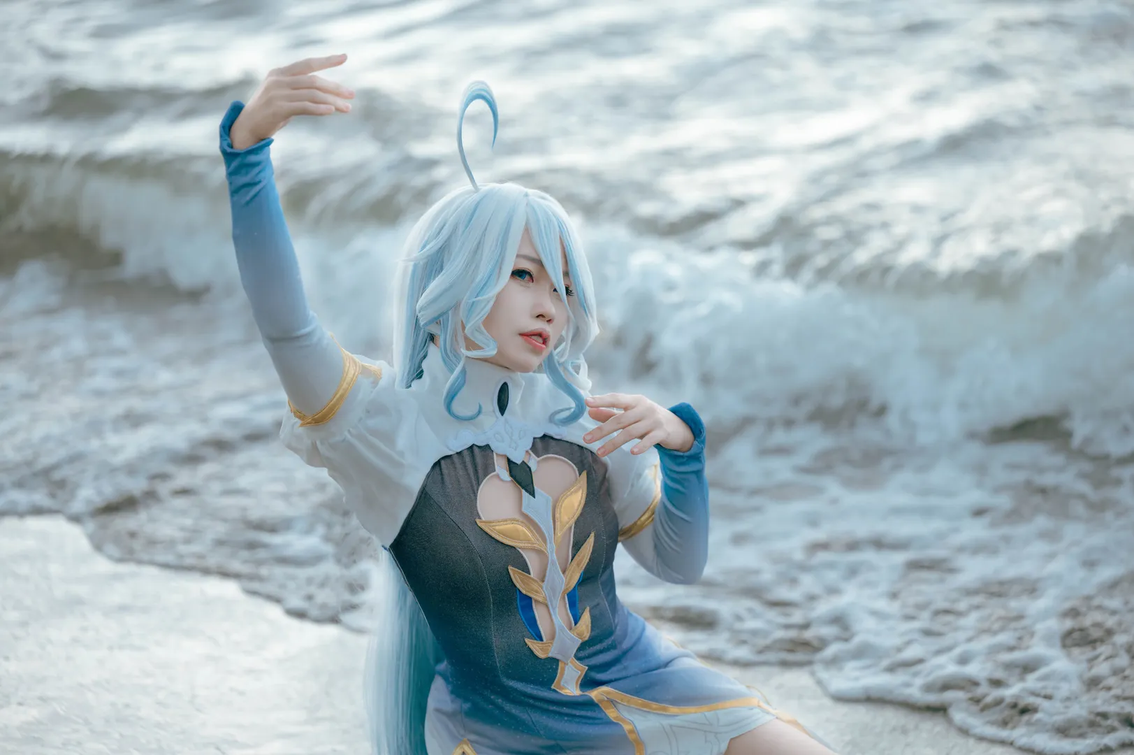 【芙宁娜cos】原神海滨慢镜，五百年戏份的海风叙事 - 第 11 张