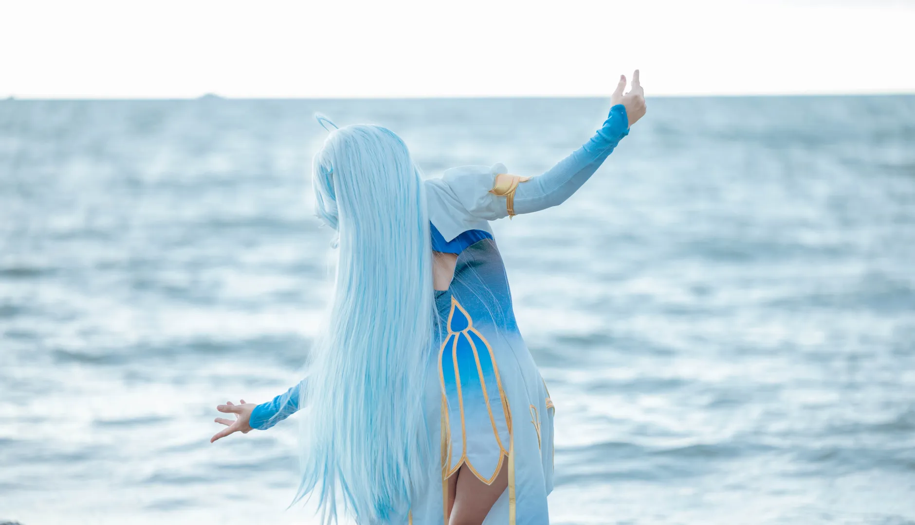【芙宁娜cos】原神海滨慢镜，五百年戏份的海风叙事 - 第 12 张