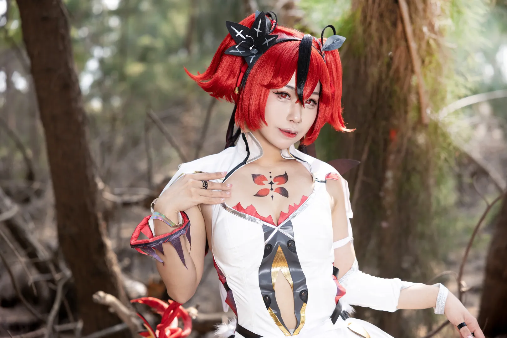 【椿cos】鸣潮里的红色倩影，久违的常规形态终于安排上 - 第 11 张
