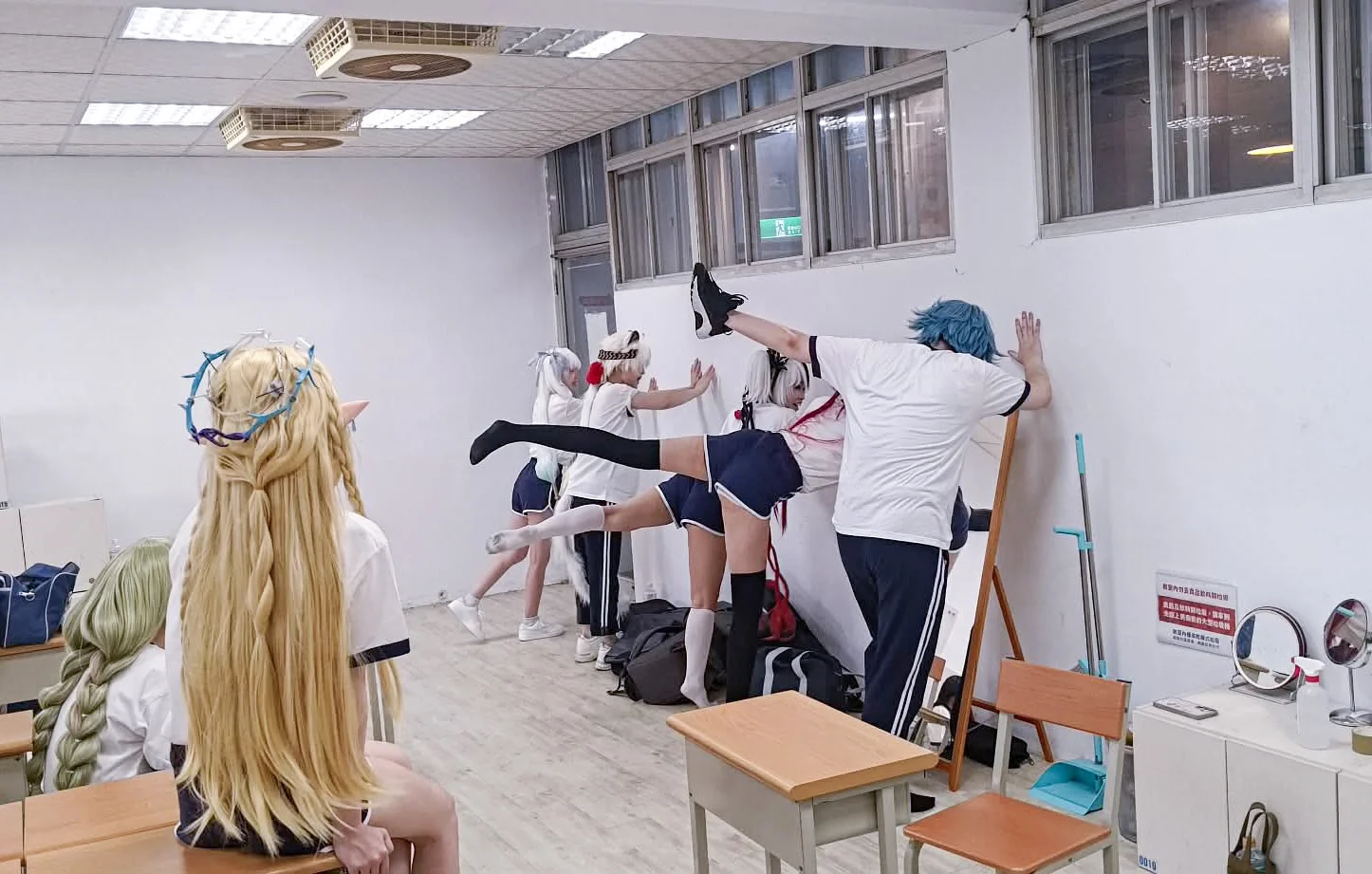 【椿cos】鸣潮学院团建里的“大傻椿”模式 - 第 6 张