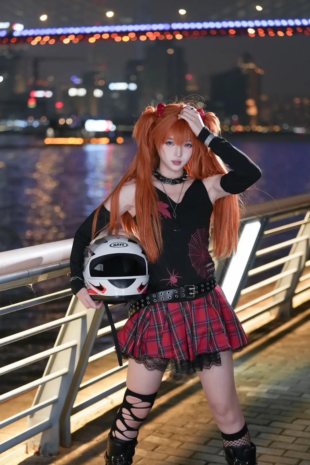 【惣流·明日香·兰格雷cos】拍摄途中意外抓拍杜蕾斯游船的搞笑整活