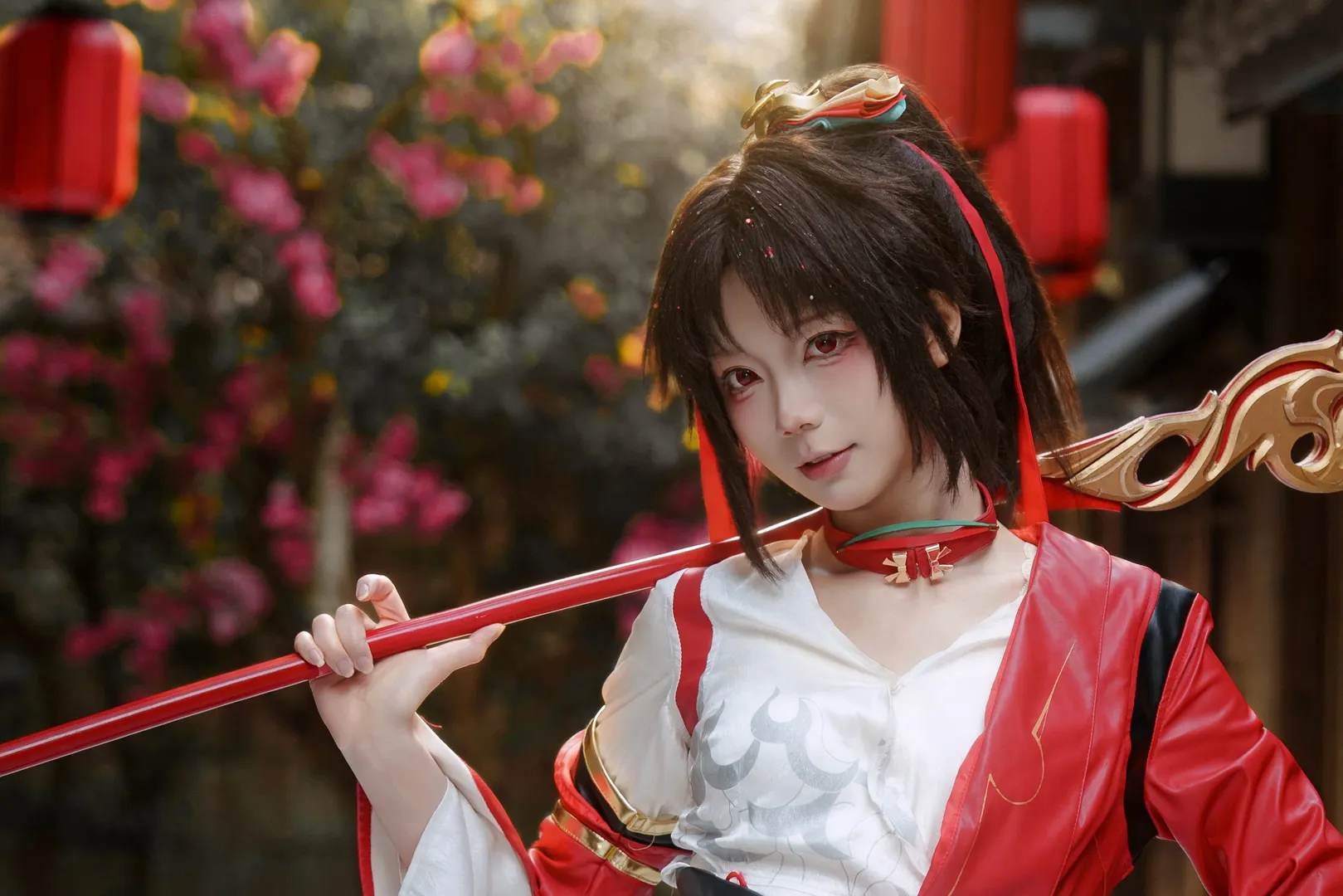 【ユンエイ コスプレ】六尺以内、巡回にはこの赤白の女侠衣装が一番のお気に入り - 4 枚目