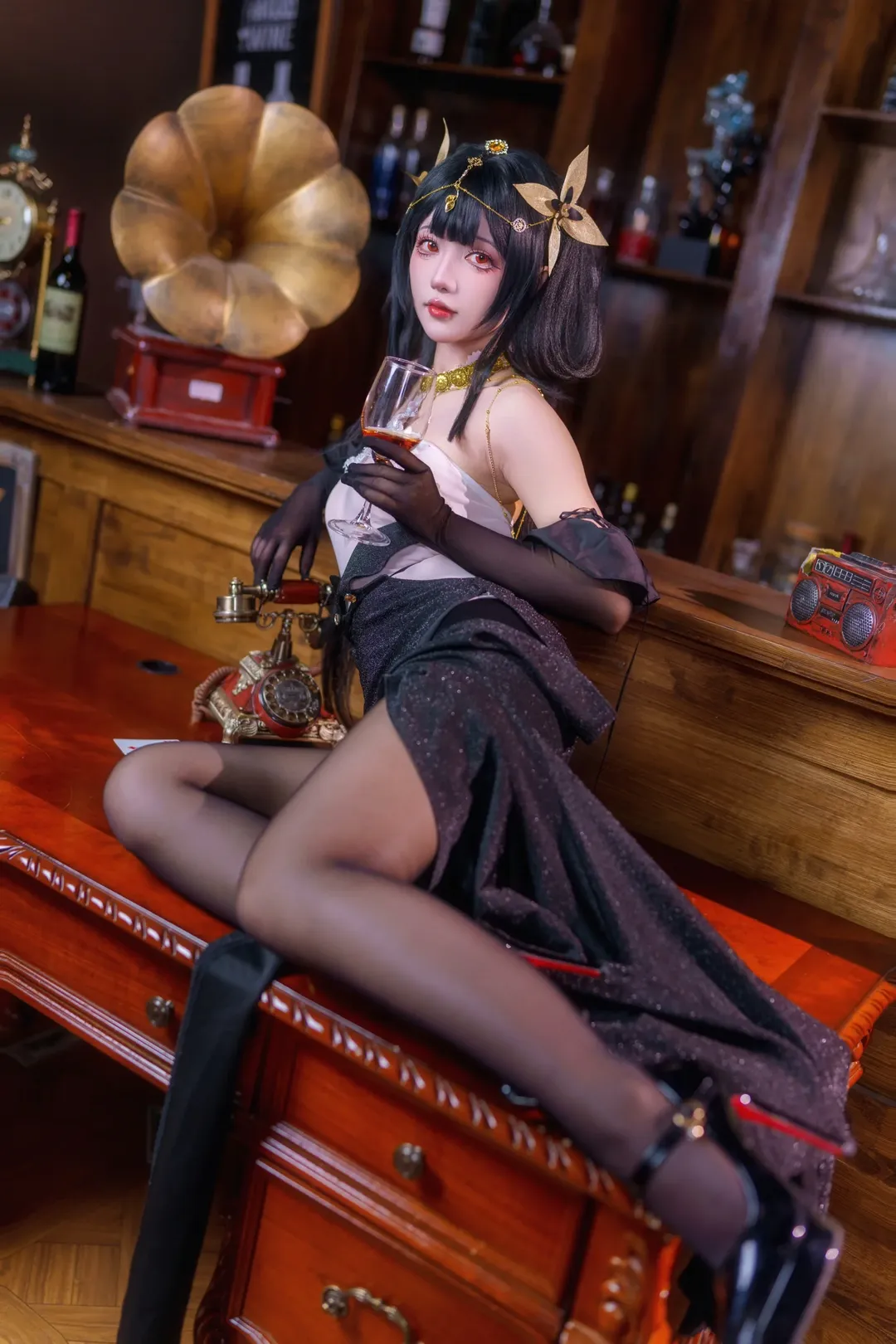 【镇海cos】碧蓝航线 复古酒馆里的慵懒时光