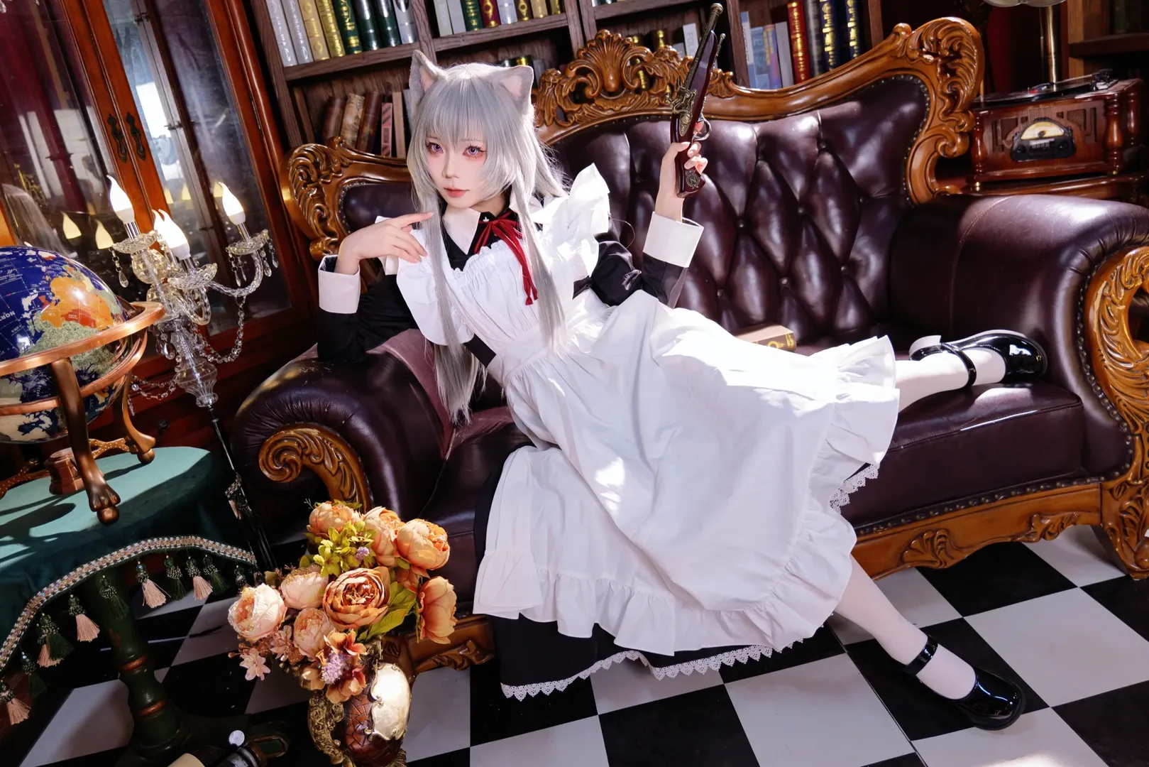 【菲奇子cos】带着四十米大剑上战场的猫娘女仆 - 第 7 张