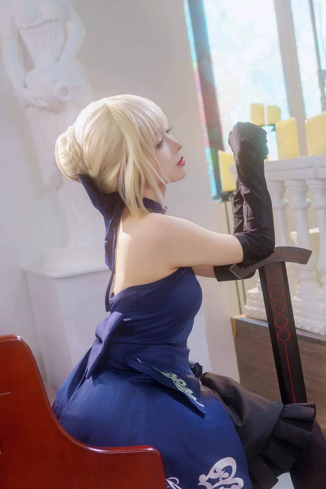 【阿尔托莉雅cos】Fate/Grand Order 黑呆的教堂静谧时刻 - 第 2 张