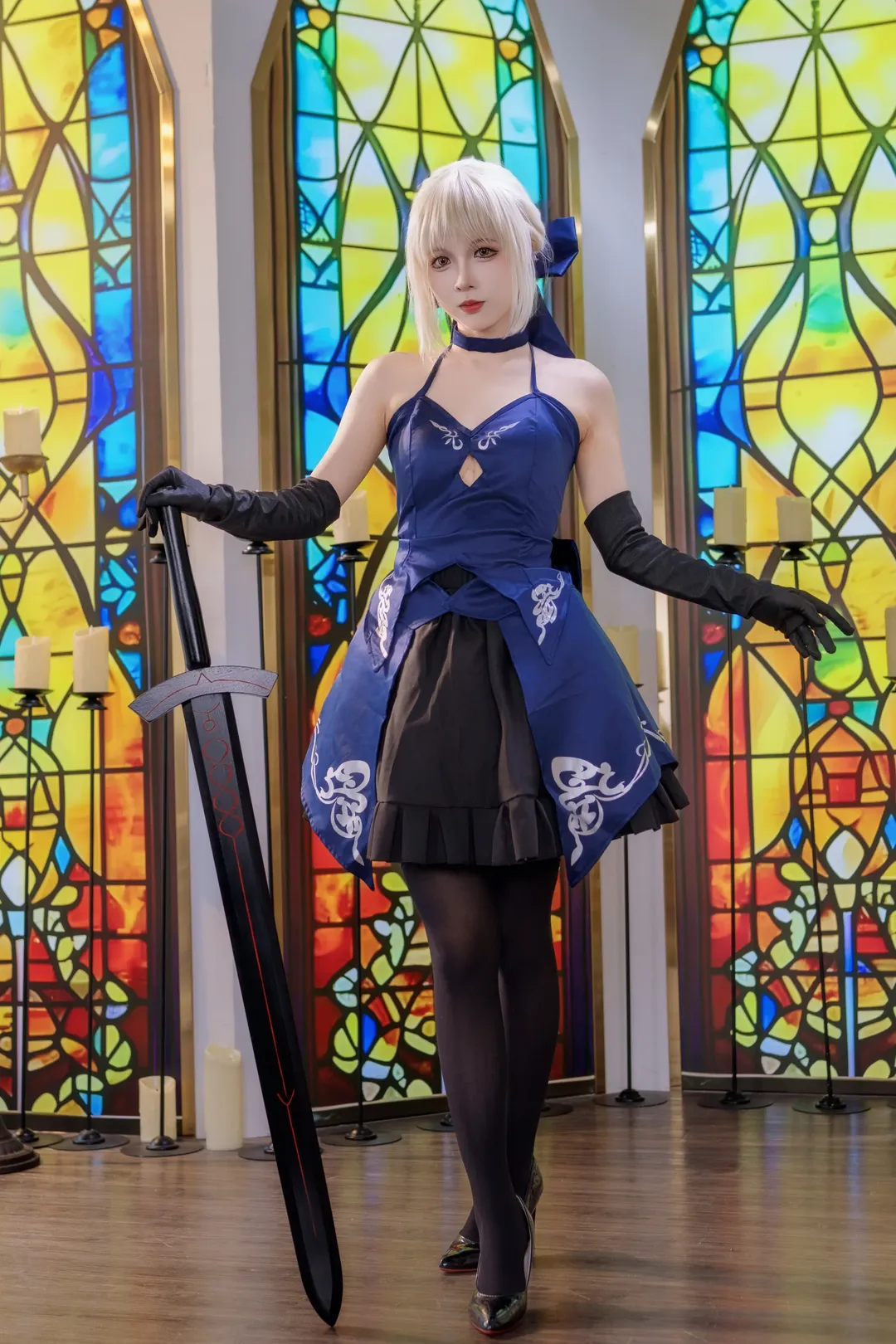 【阿尔托莉雅cos】Fate/Grand Order 黑呆的教堂静谧时刻 - 第 5 张