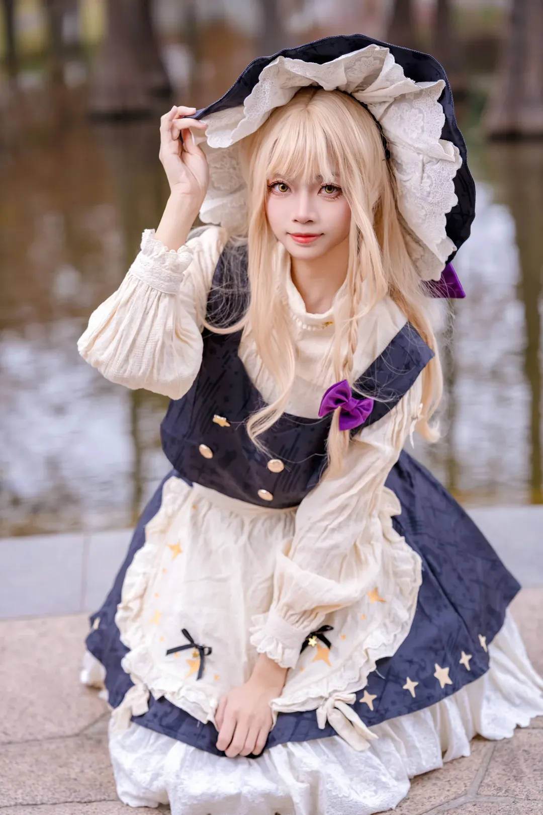 【魔理沙cos】东方Project的魔法少女，漫步秋日湖畔 - 第 1 张