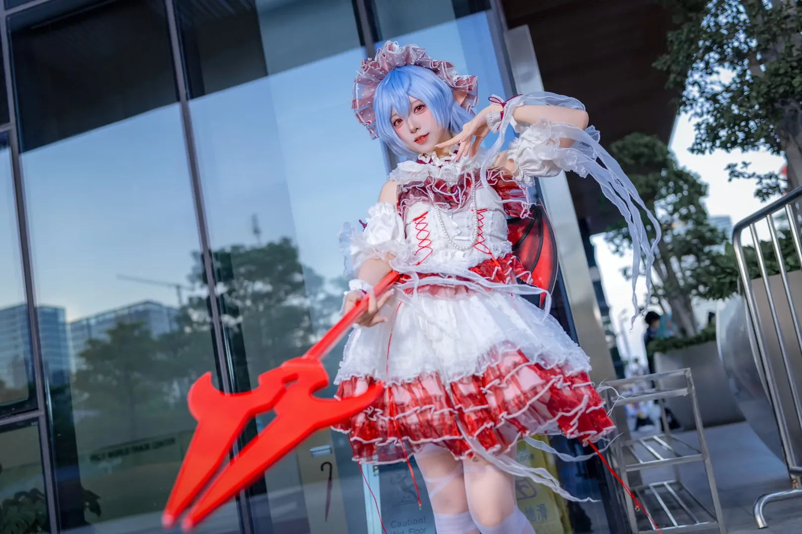 【蕾米莉亚·斯卡雷特cos】CICF漫展场照分享，东方project红白恶魔主题 - 第 5 张
