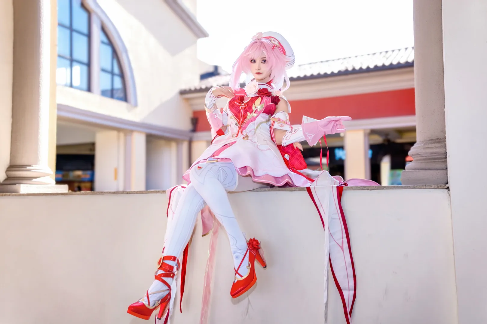 【爱莉希雅cos】崩坏三粉色妖精小姐的浪漫写真 - 第 4 张