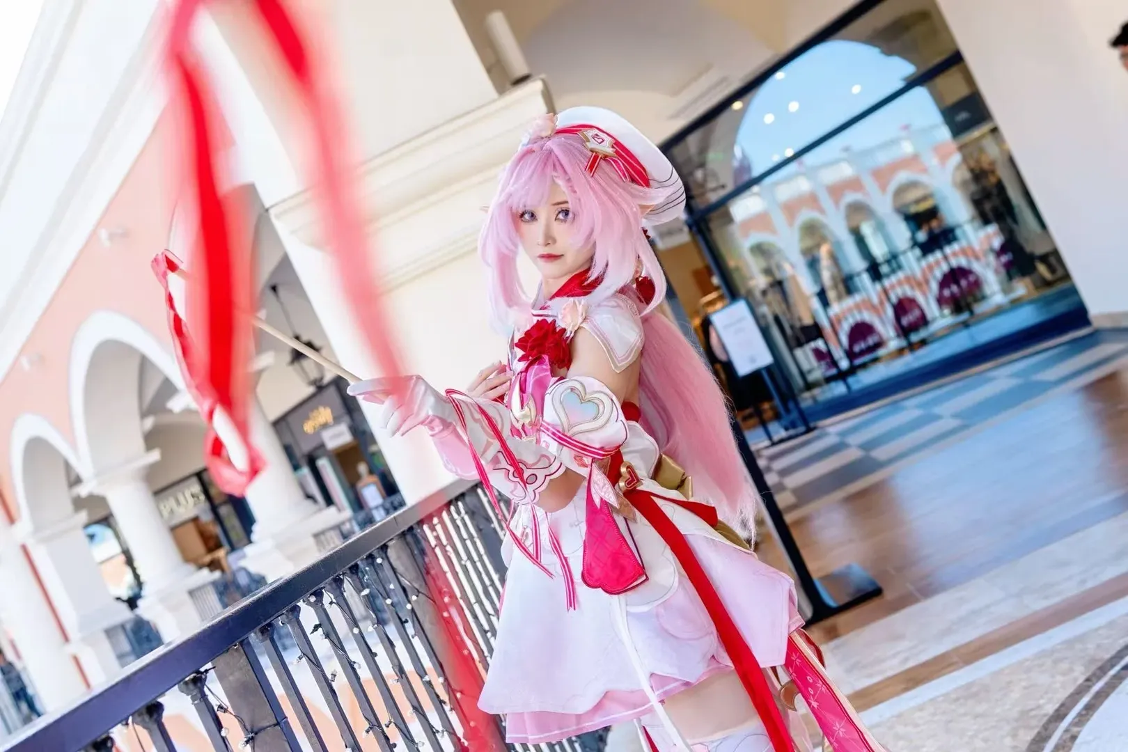 【爱莉希雅cos】崩坏三粉色妖精小姐的浪漫写真 - 第 6 张