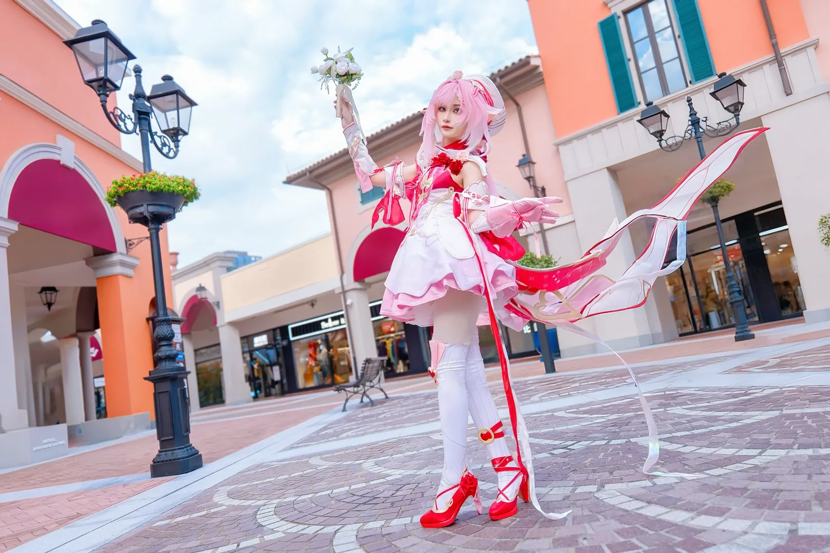 【爱莉希雅cos】崩坏三粉色妖精小姐的浪漫写真 - 第 7 张