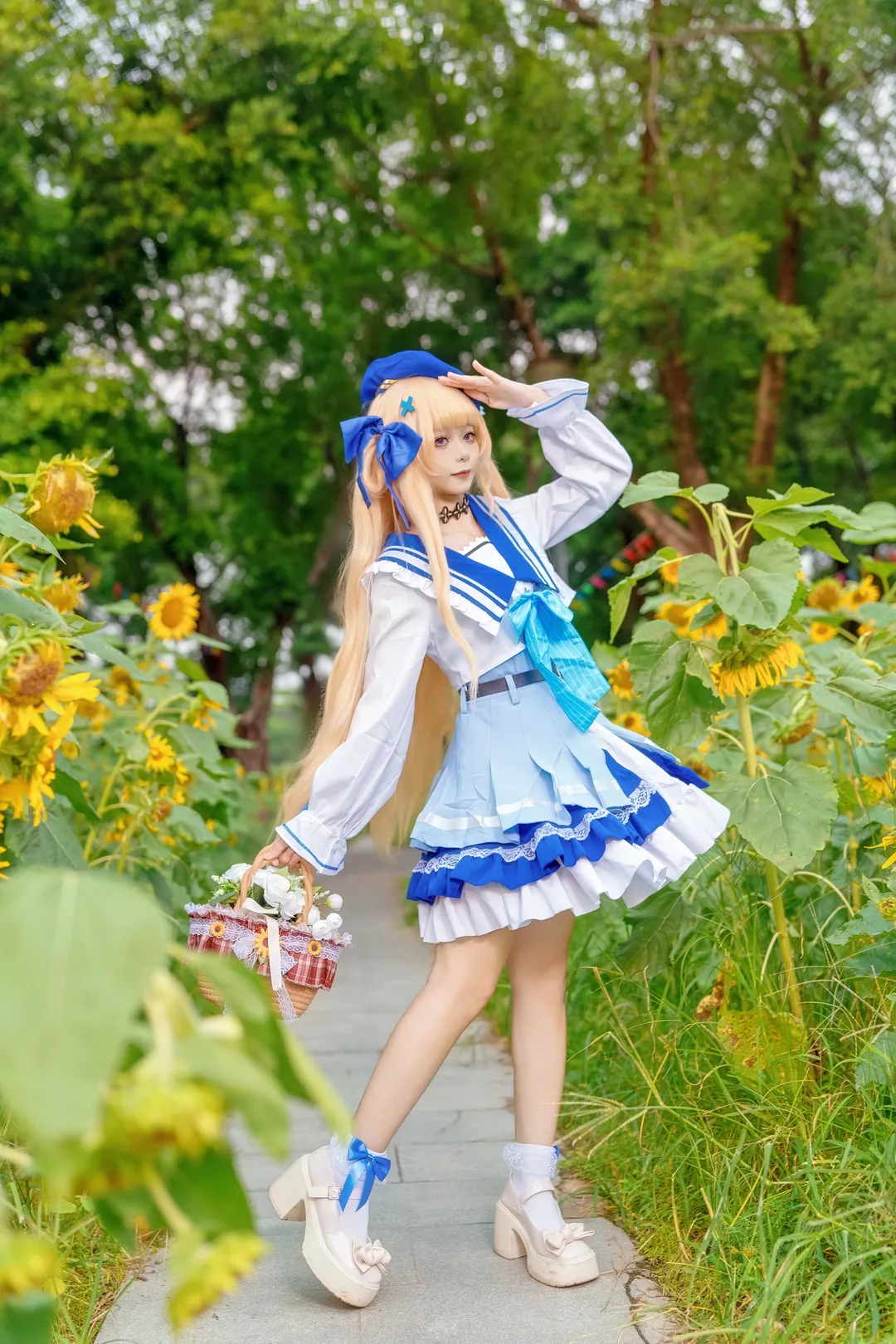 【菲比cos】向日葵花海里绽放的鸣潮联动限定 - 第 2 张