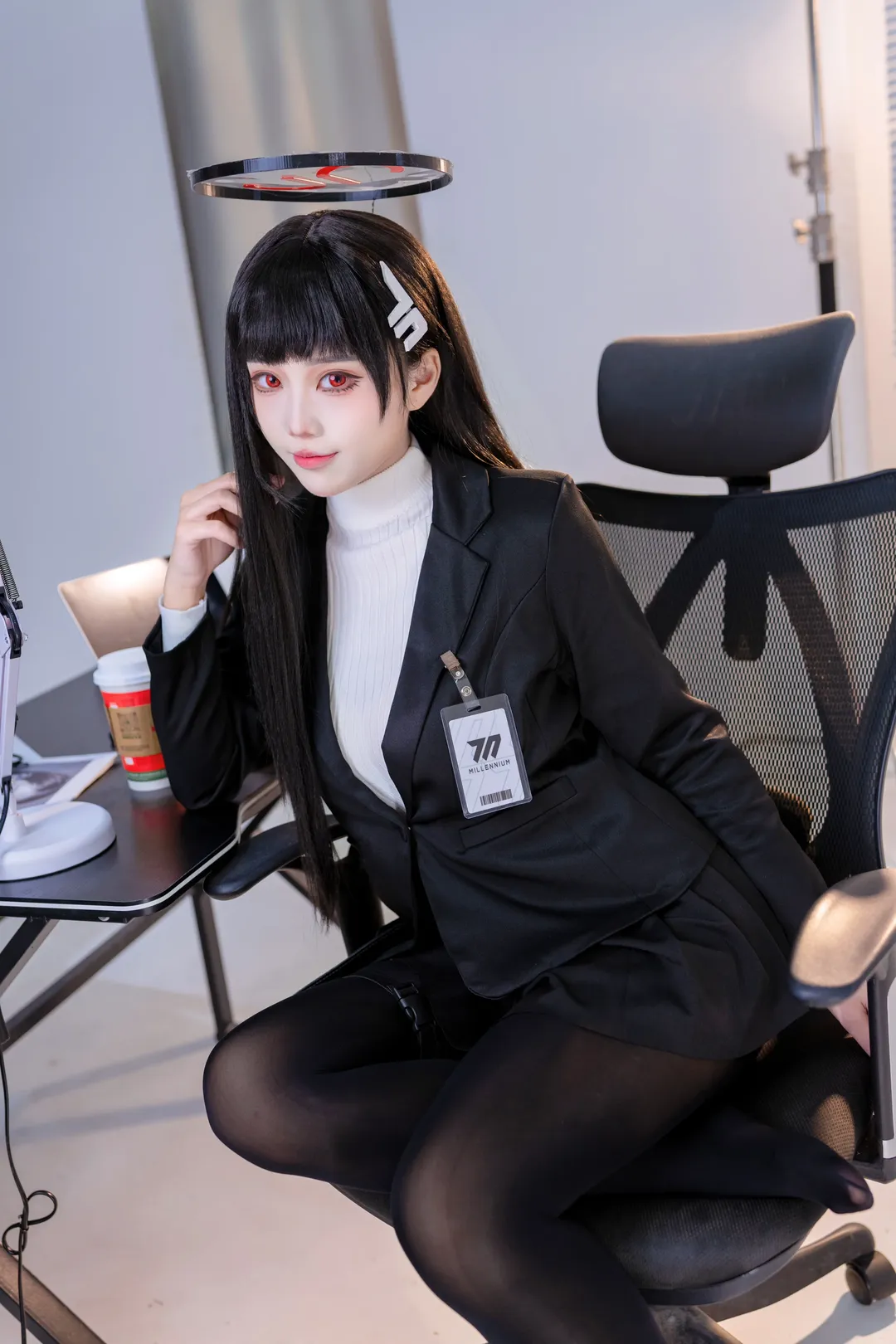 【调月莉音cos】蔚蓝档案的厚黑职场美学 - 第 1 张