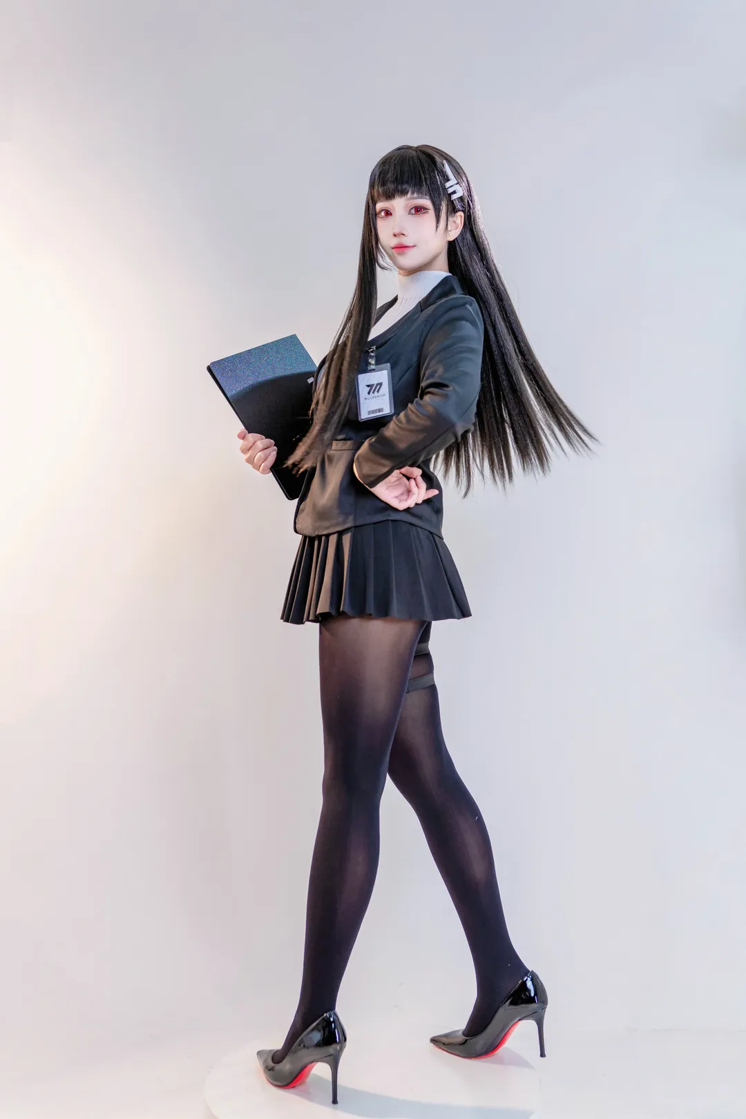 【调月莉音cos】蔚蓝档案的厚黑职场美学 - 第 5 张