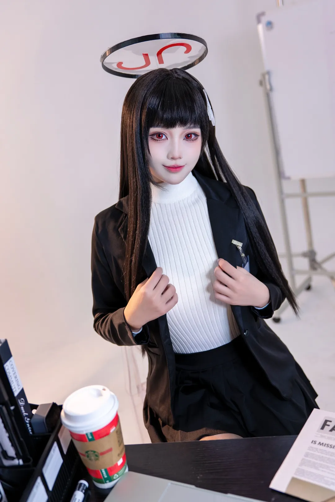 【调月莉音cos】蔚蓝档案的厚黑职场美学 - 第 6 张