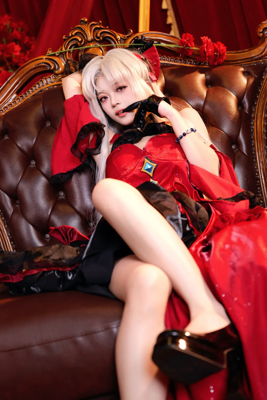 【珂莱塔cos】鸣潮里的血色夜幕与红酒杯 - 第 6 张