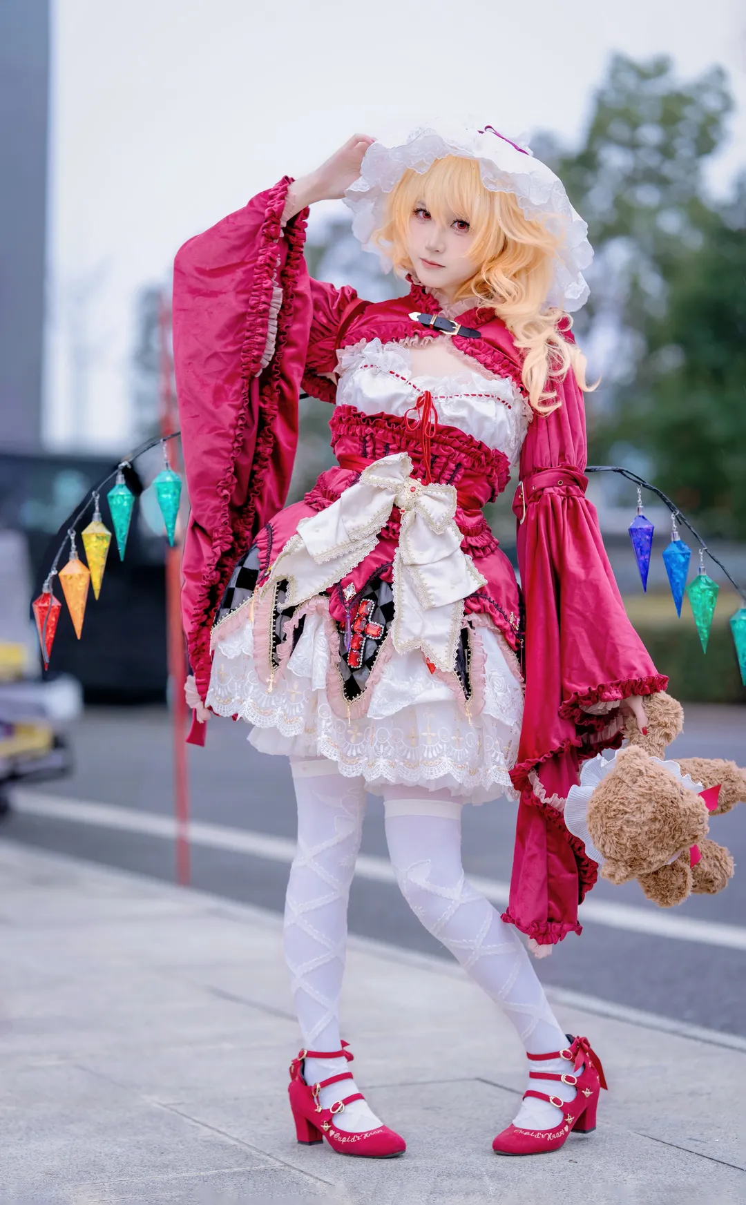 【芙兰朵露·斯卡雷特cos】红魔馆的小恶魔在漫展现场与你打个招呼 - 第 1 张