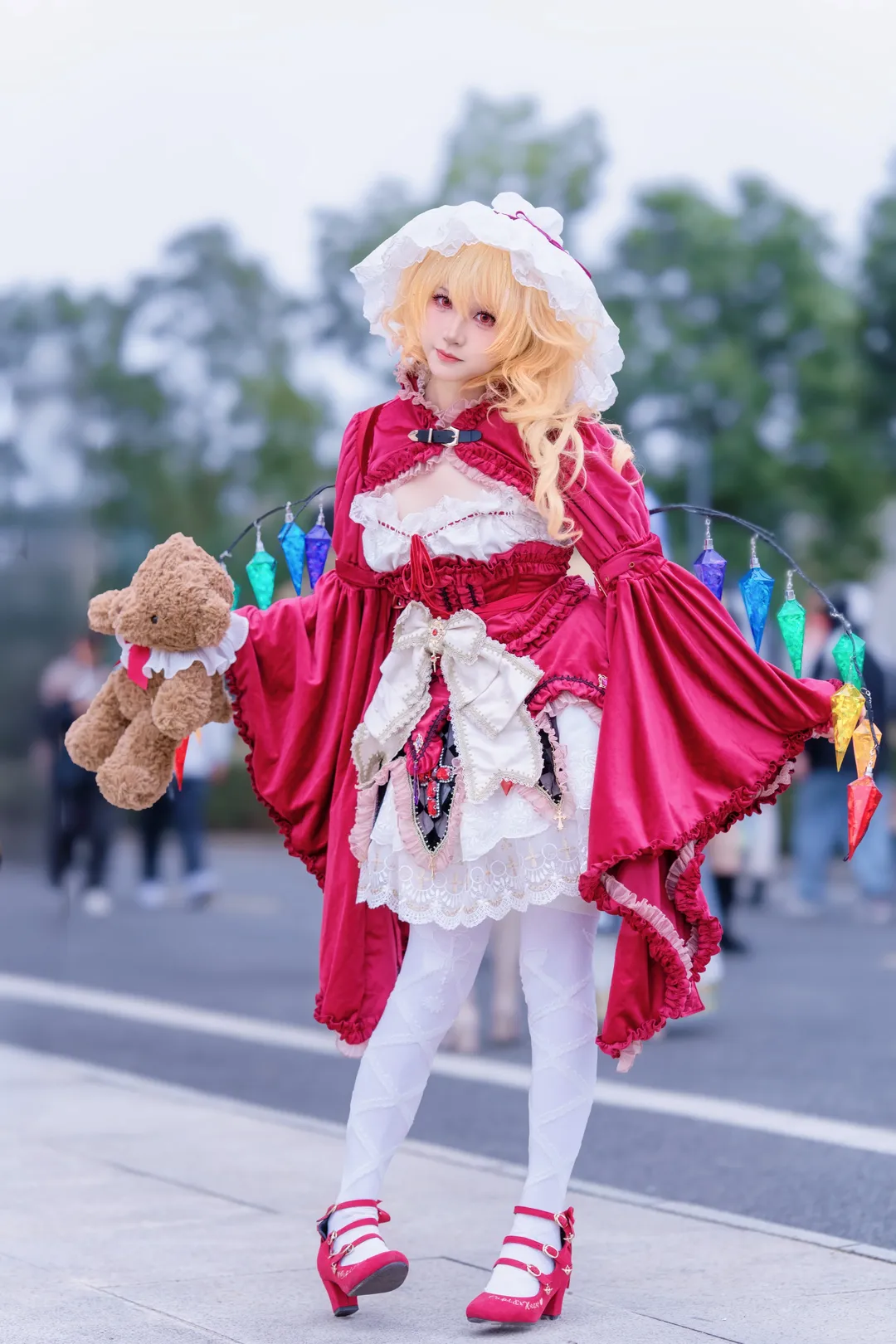 【芙兰朵露·斯卡雷特cos】红魔馆的小恶魔在漫展现场与你打个招呼 - 第 2 张
