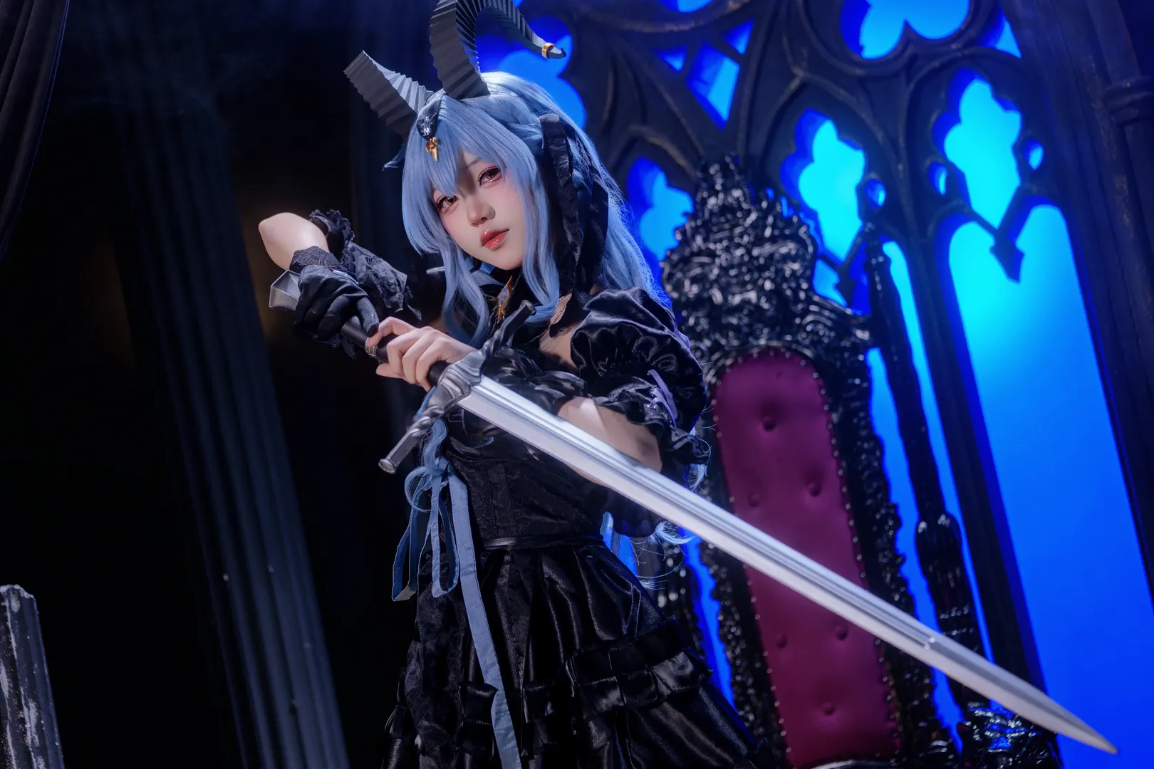 【丰川祥子cos】明日方舟坠入黑暗的光明，哥特黑丝的完美诠释 - 第 3 张