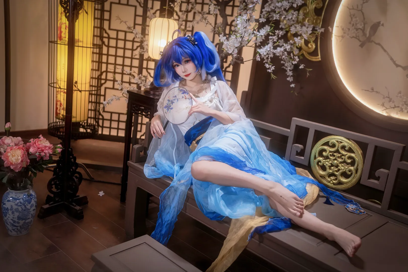 【尤诺cos】鸣潮永庆坊联动，一袭蓝衣似水 - 第 5 张