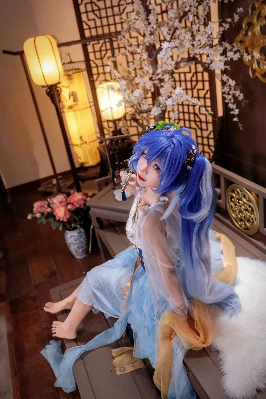【尤诺cos】鸣潮永庆坊联动，一袭蓝衣似水 - 第 8 张