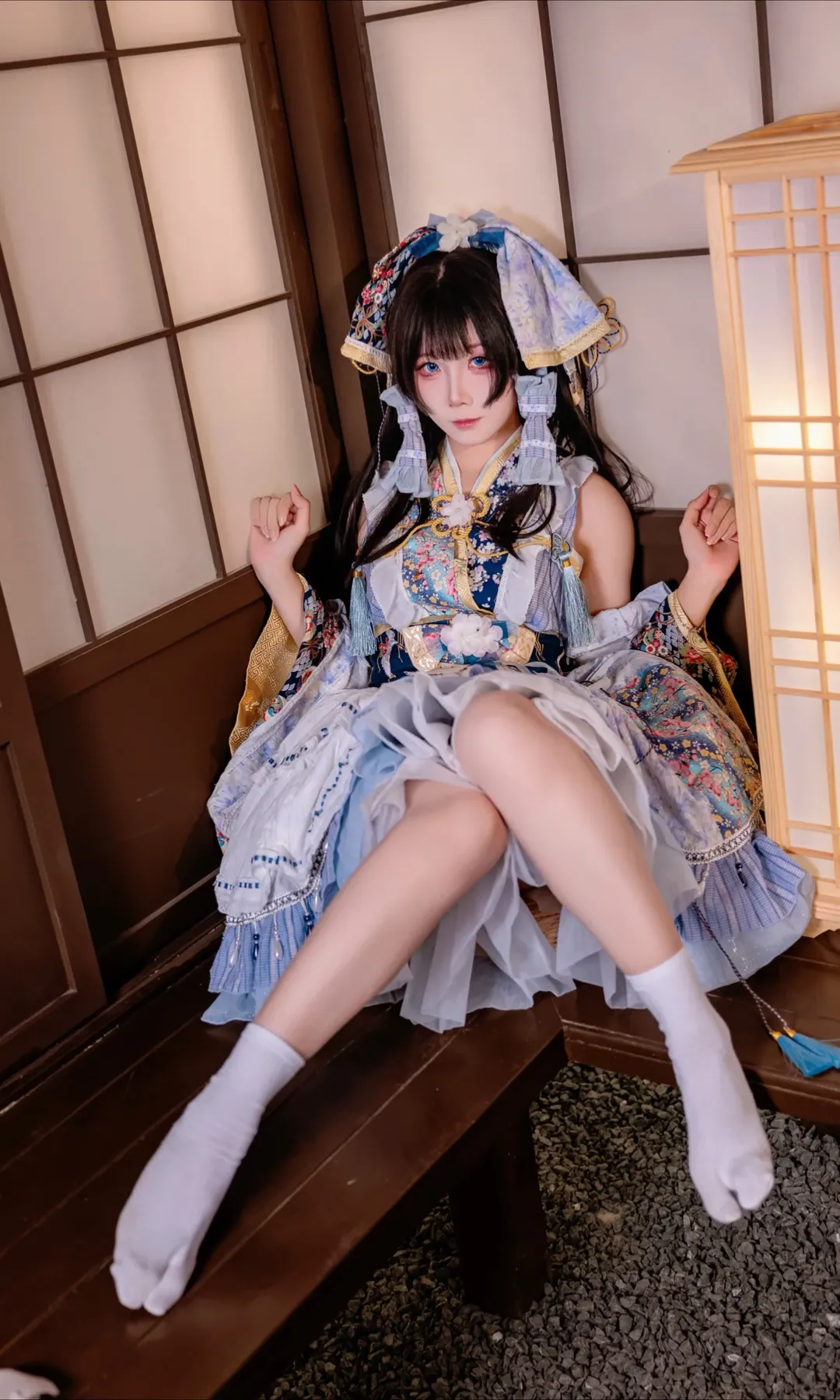 【博丽灵梦cos】东方Project幻想乡蓝白配色正片来袭 - 第 1 张