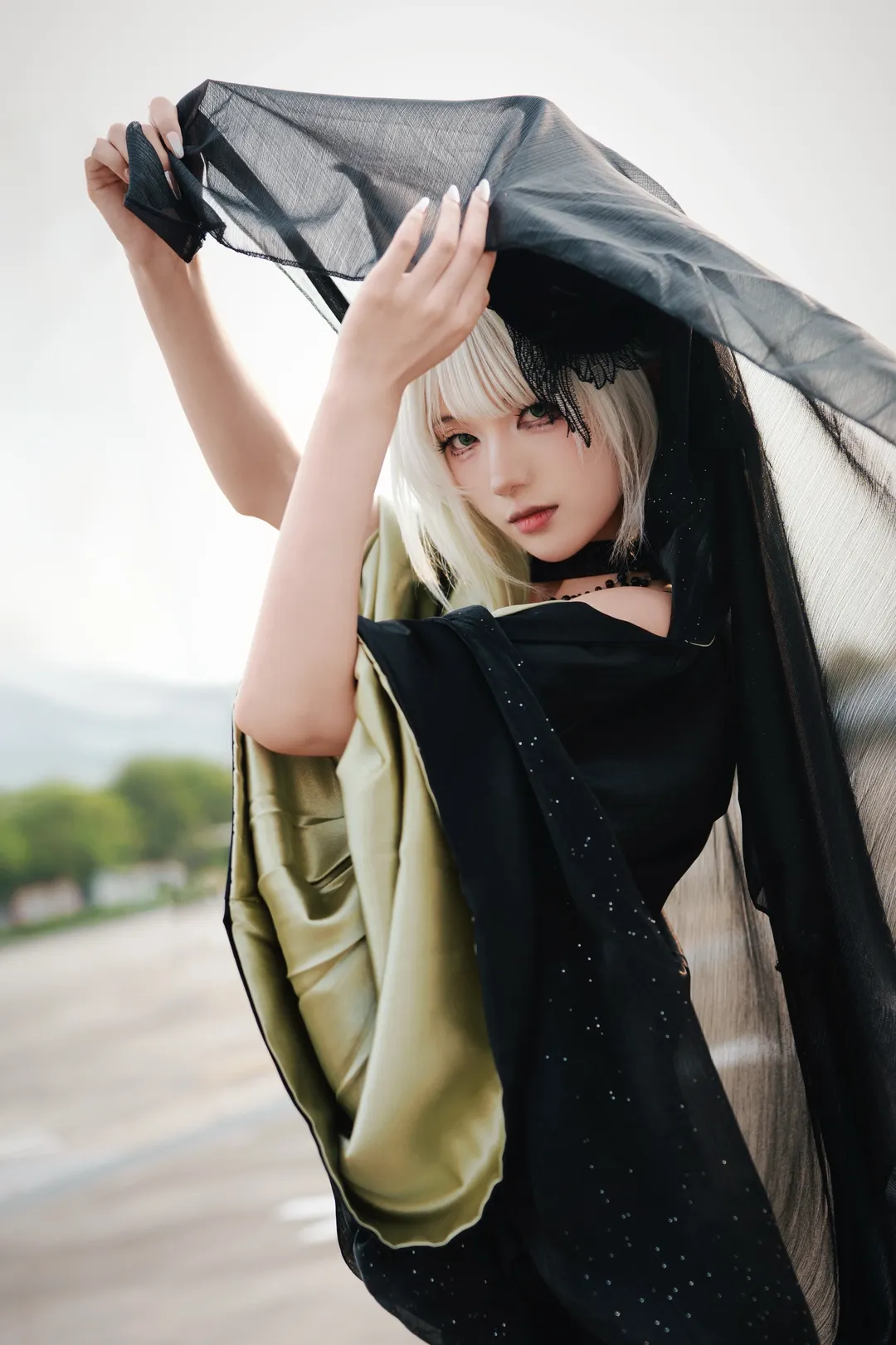 【凯尔希cos】明日方舟，黑纱与光影的相遇 - 第 3 张
