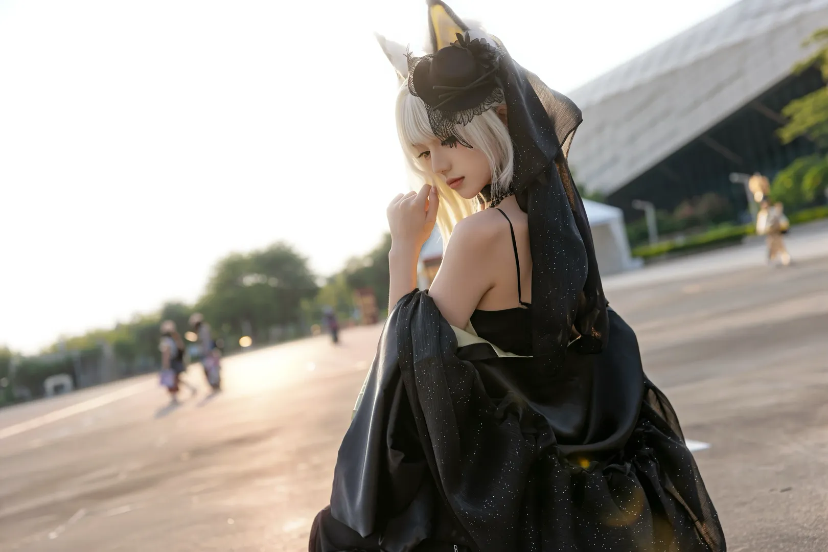 【凯尔希cos】明日方舟，黑纱与光影的相遇 - 第 7 张