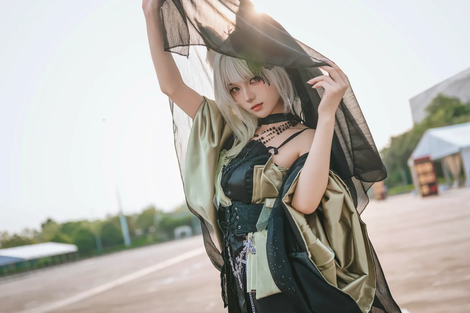 【凯尔希cos】明日方舟，黑纱与光影的相遇 - 第 8 张